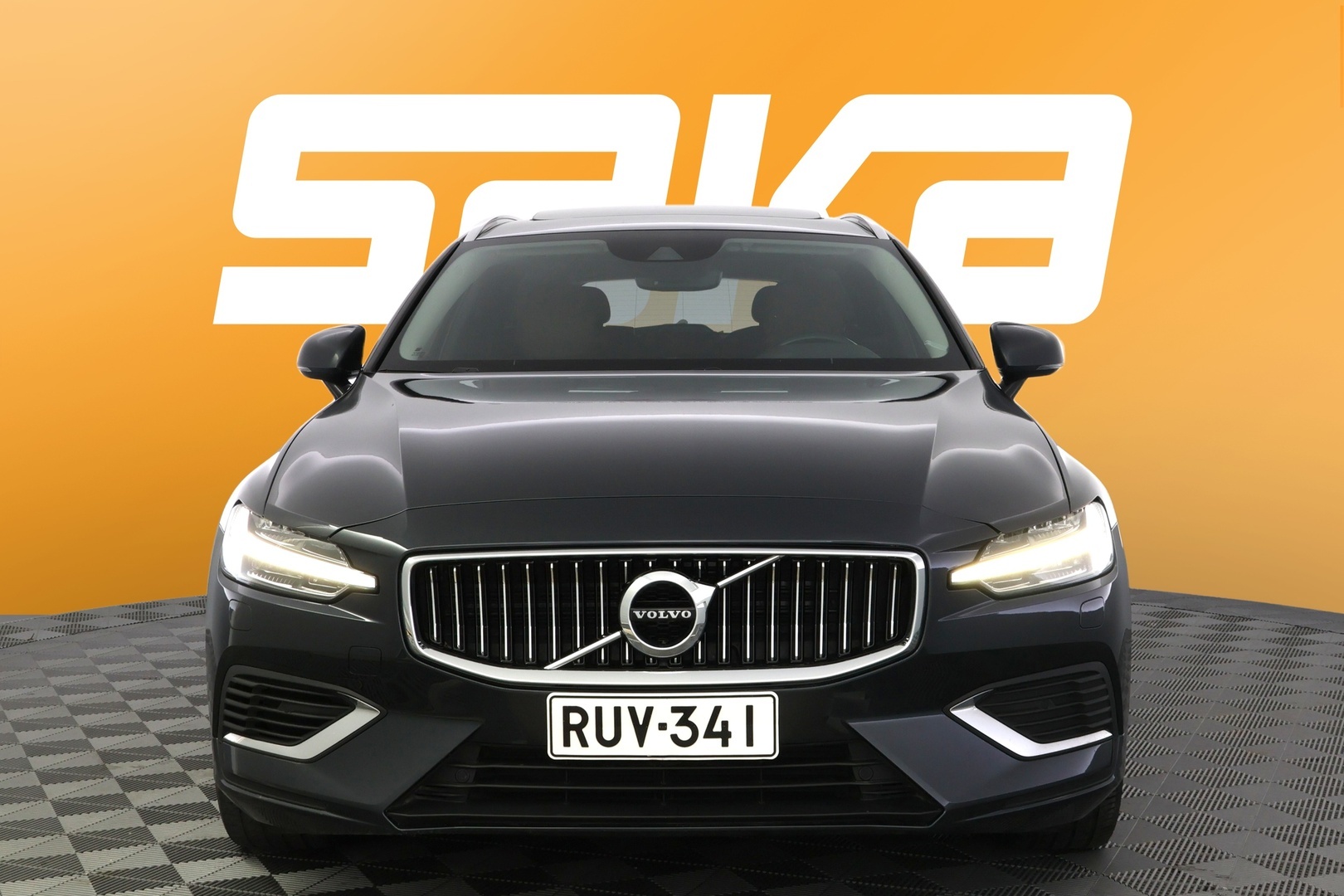 VOLVO V60 2019