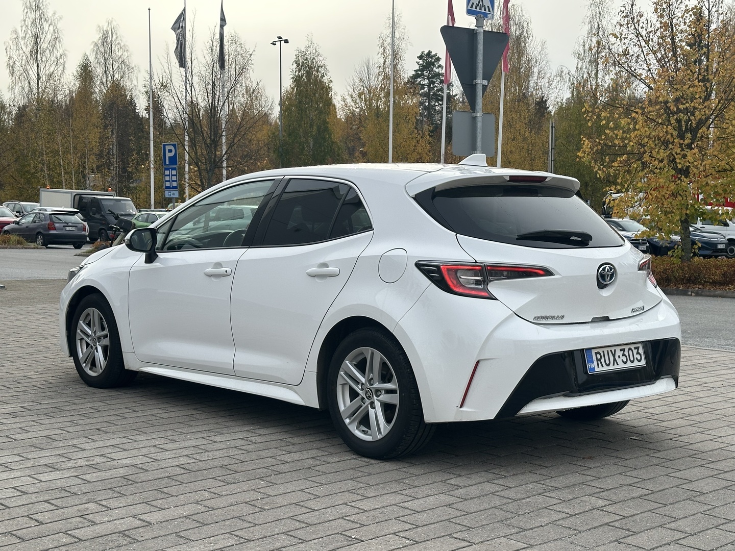 TOYOTA Corolla 2023
