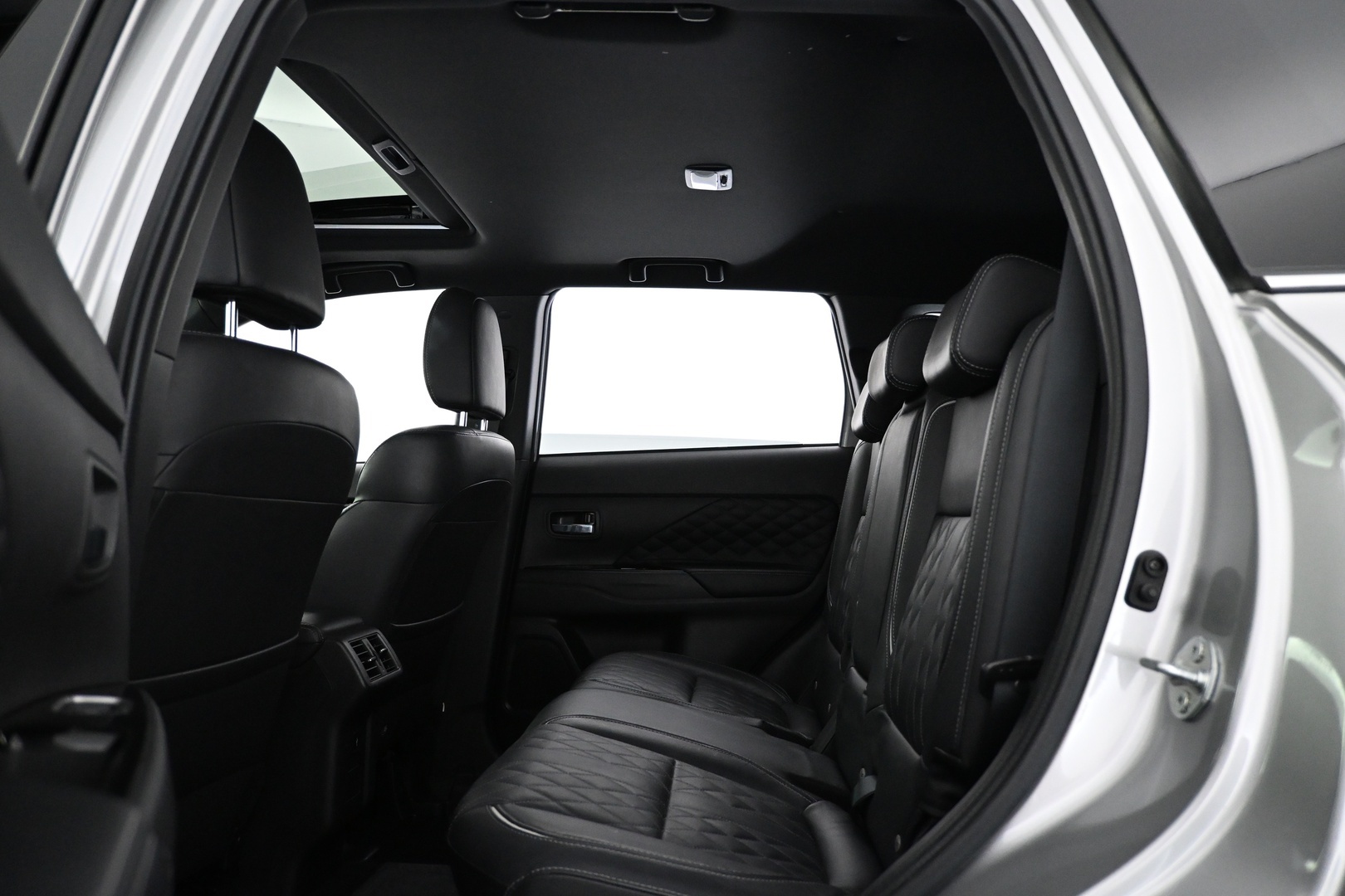 MITSUBISHI Outlander 2019