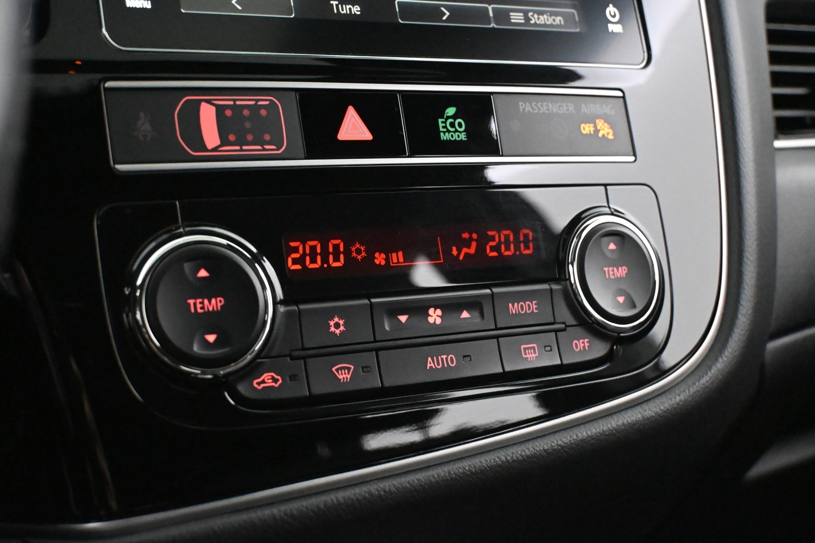 MITSUBISHI Outlander 2019