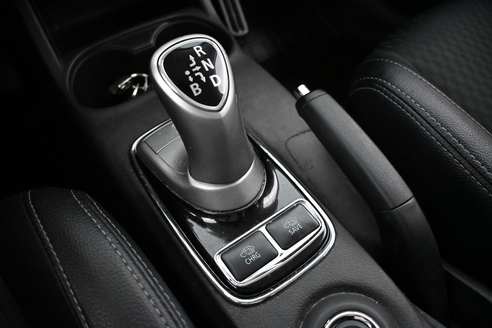 MITSUBISHI Outlander PHEV 2015