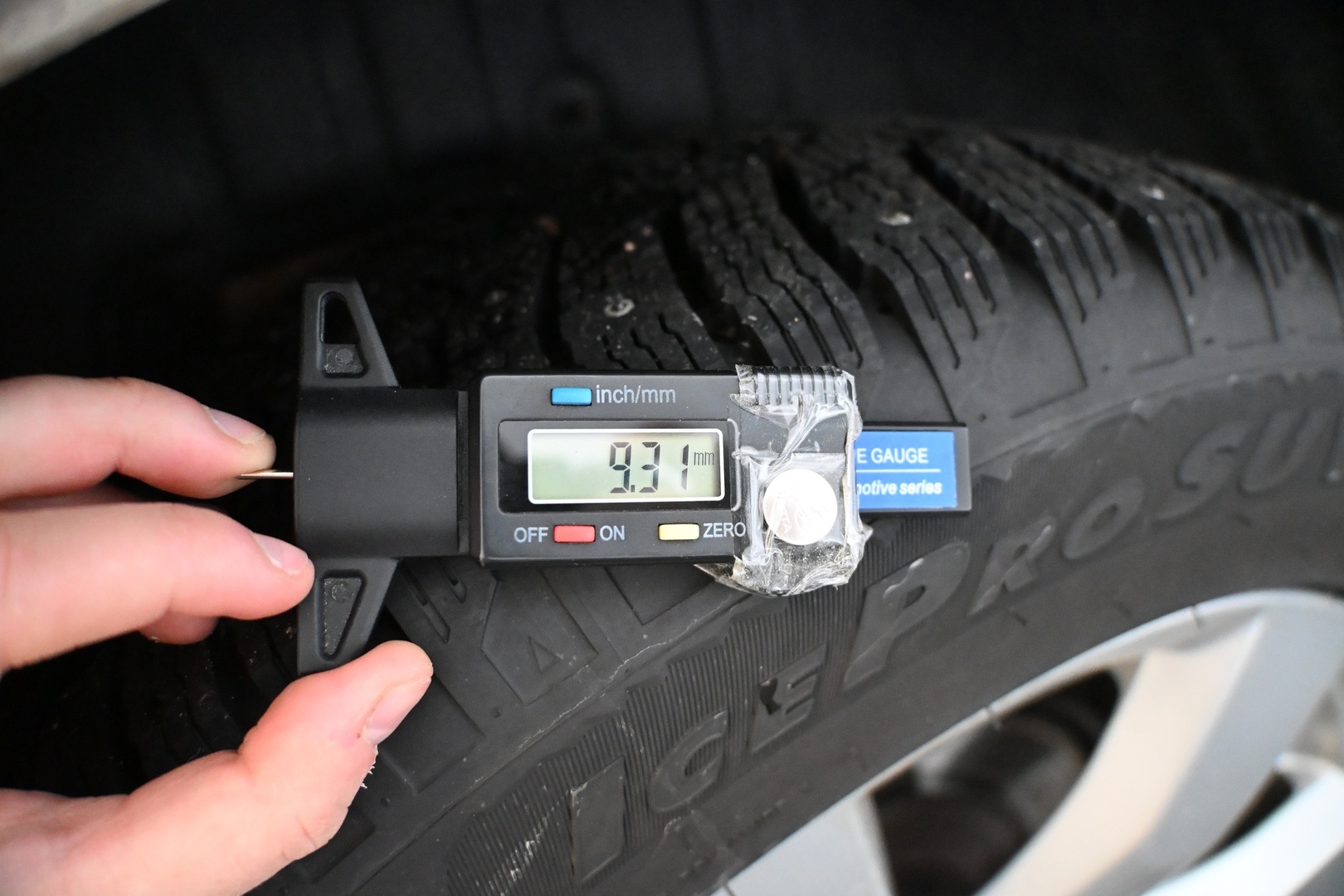 MITSUBISHI Outlander PHEV 2015