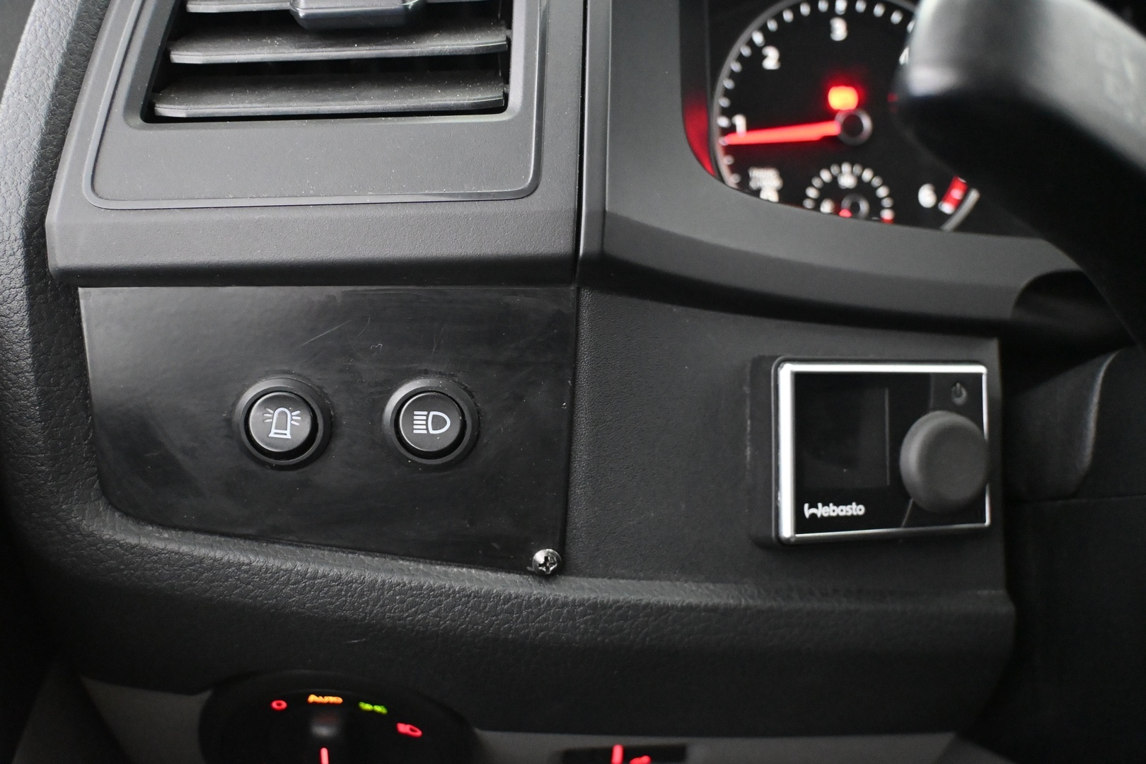 VOLKSWAGEN Transporter 2018