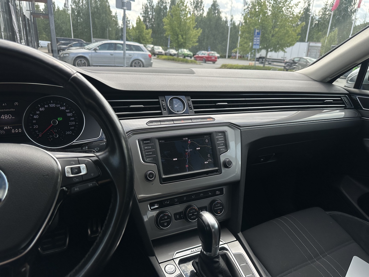 VOLKSWAGEN Passat 2016