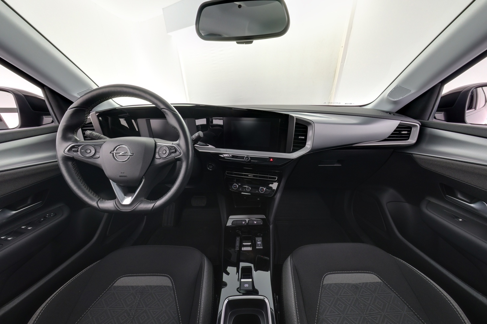 OPEL Mokka-e 2023