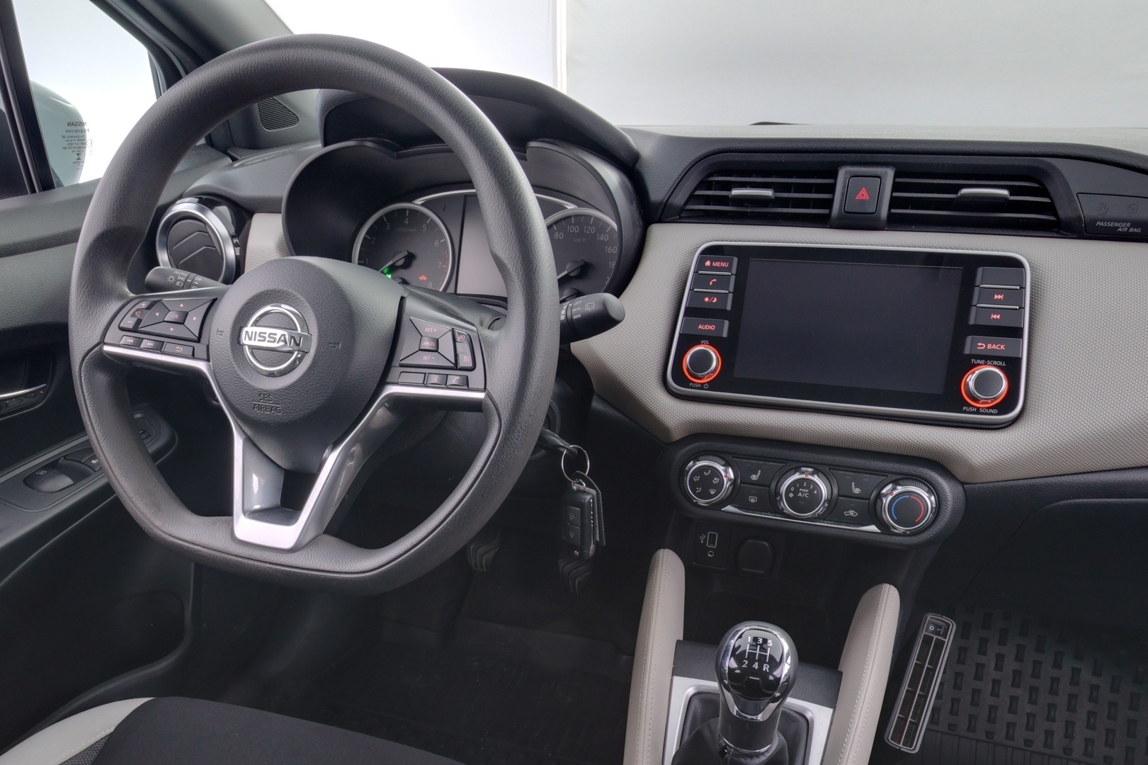 NISSAN Micra 2019