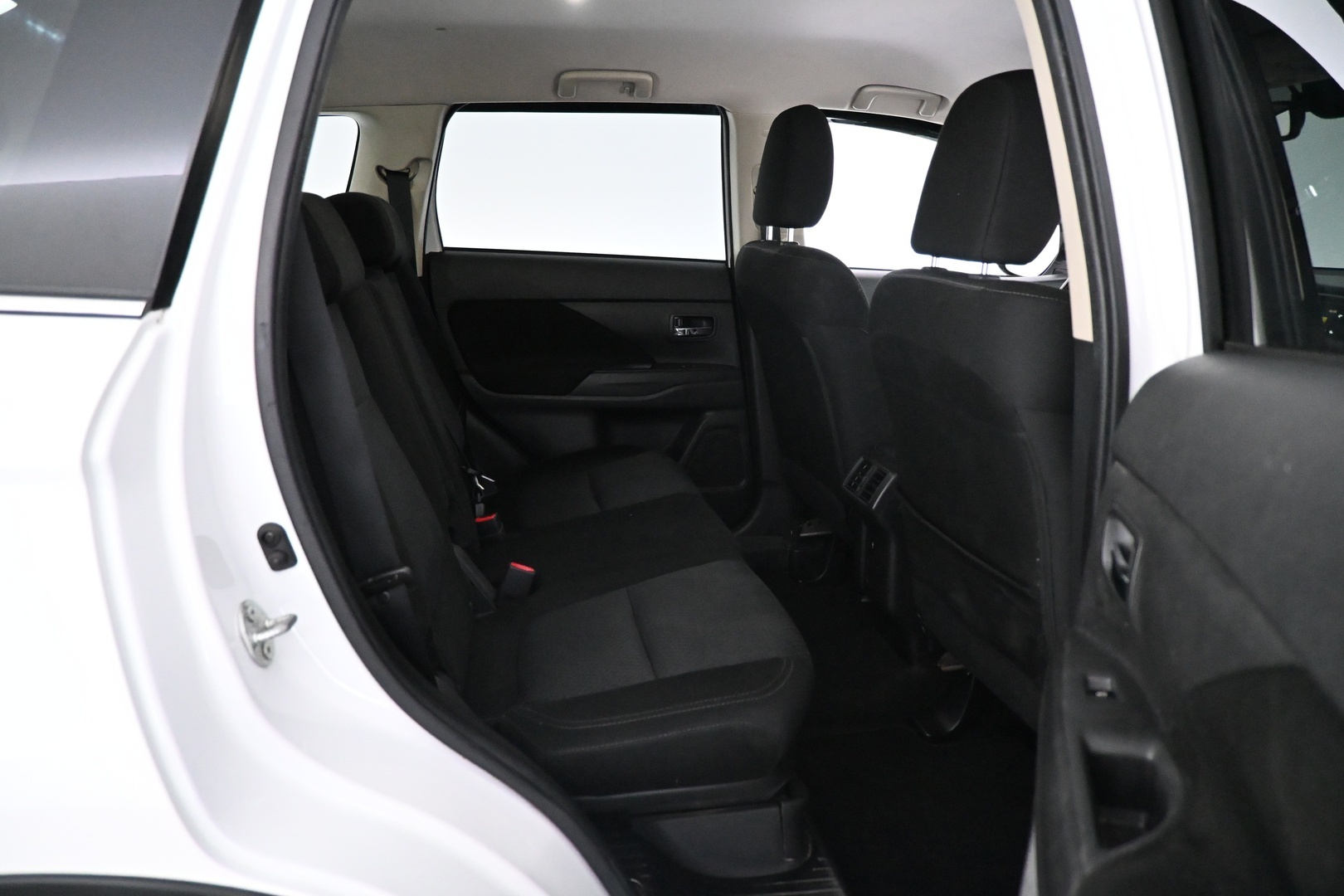 MITSUBISHI Outlander 2019