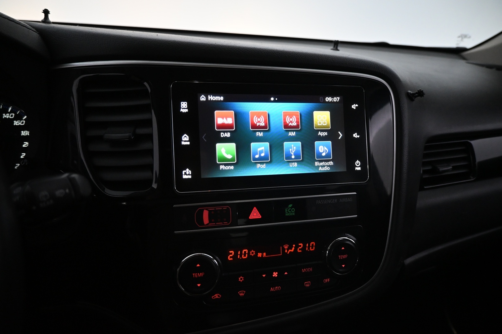 MITSUBISHI Outlander 2019