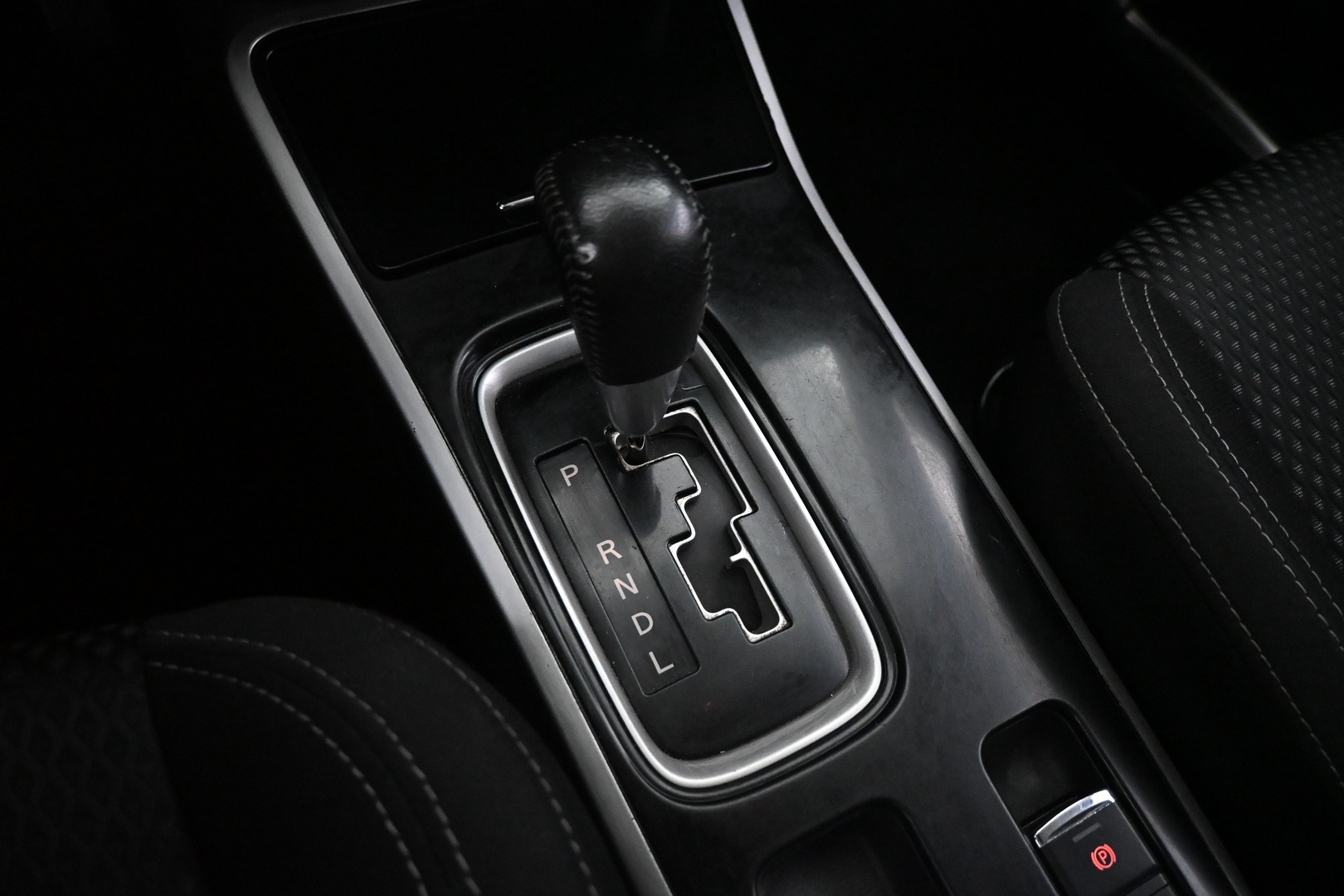 MITSUBISHI Outlander 2019