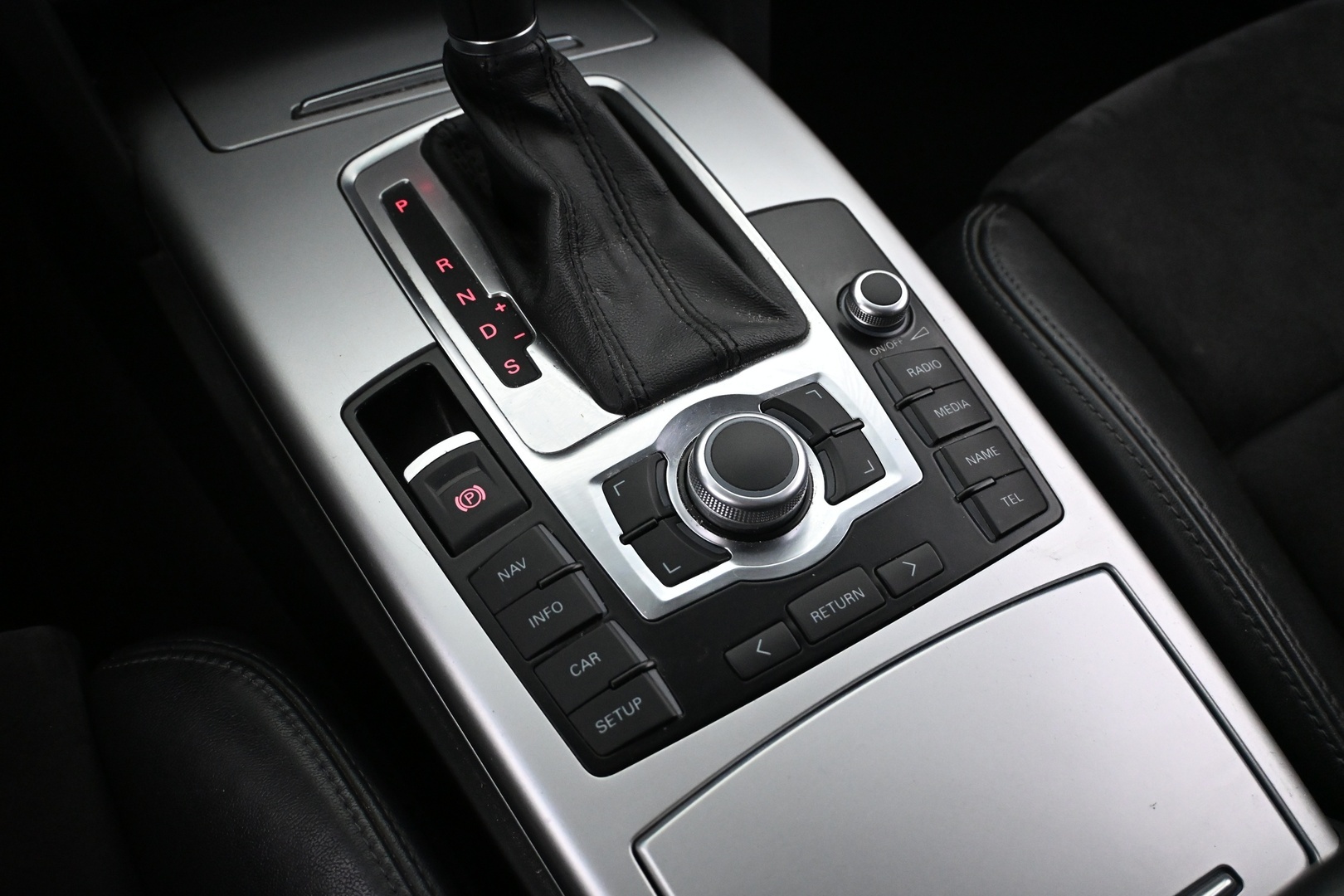 AUDI A6 2011