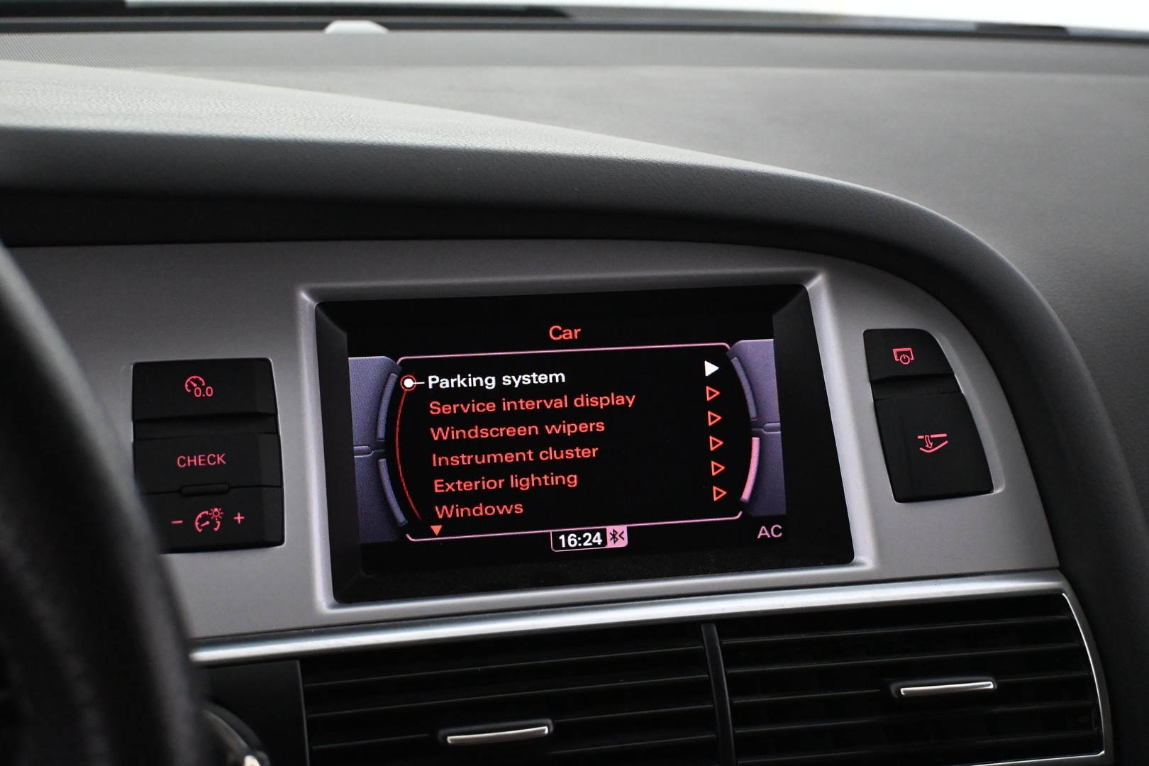 AUDI A6 2011
