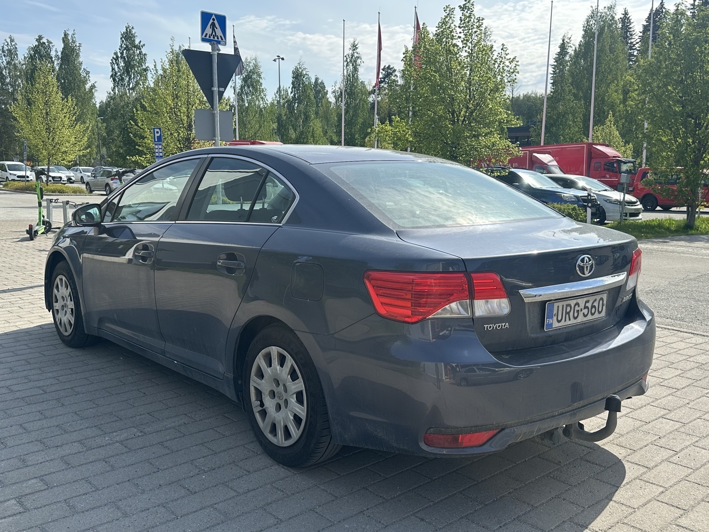 TOYOTA Avensis 2012