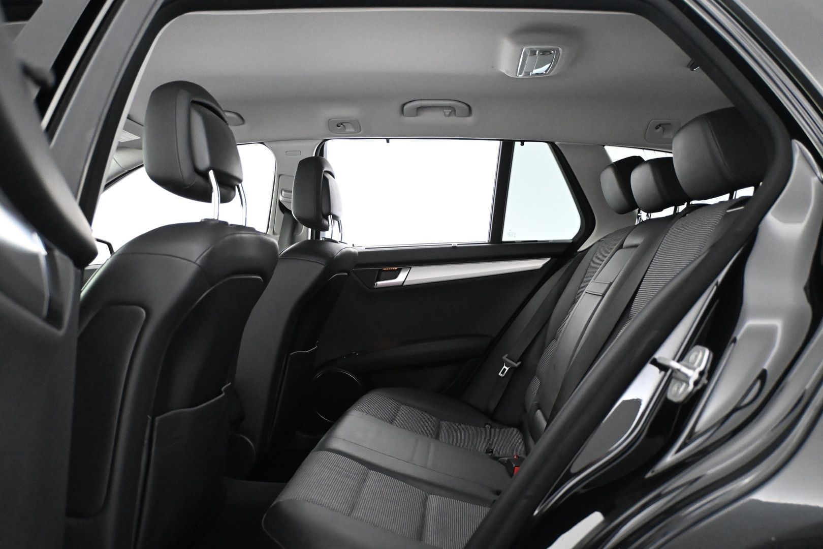 MERCEDES-BENZ C 2012