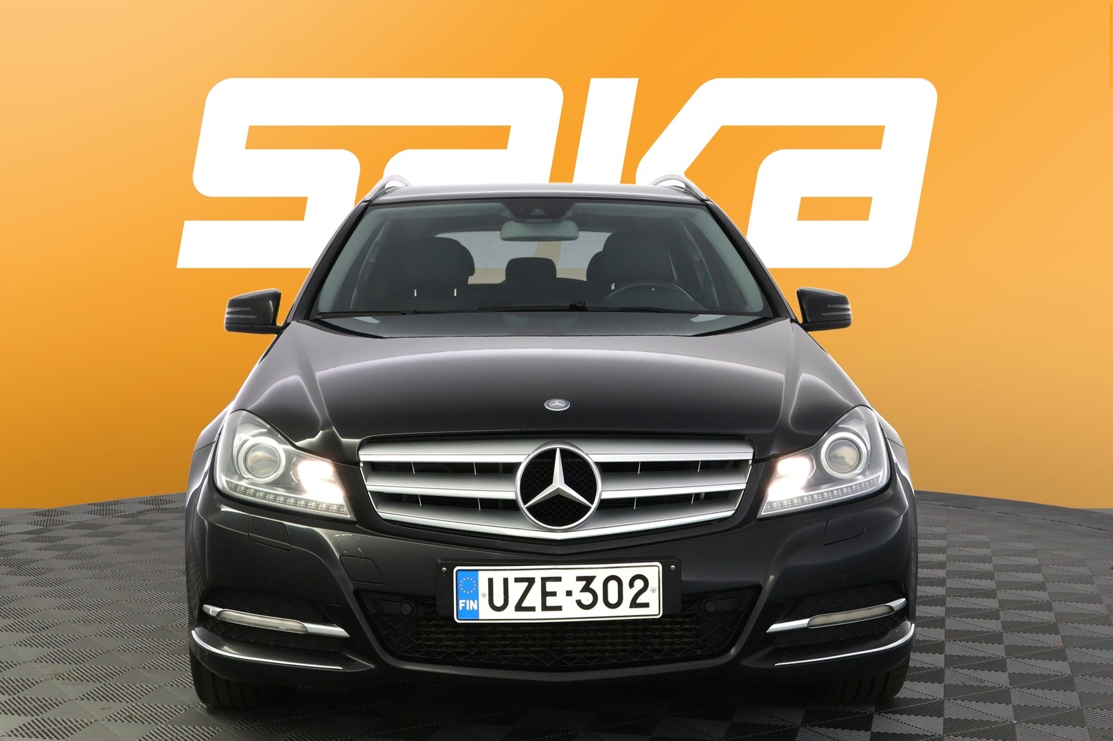 MERCEDES-BENZ C 2012