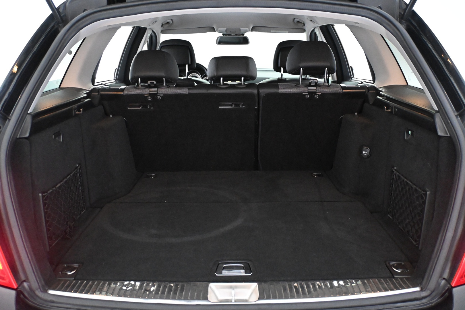 MERCEDES-BENZ C 2012
