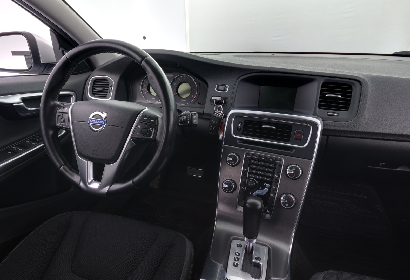 VOLVO V60 2011