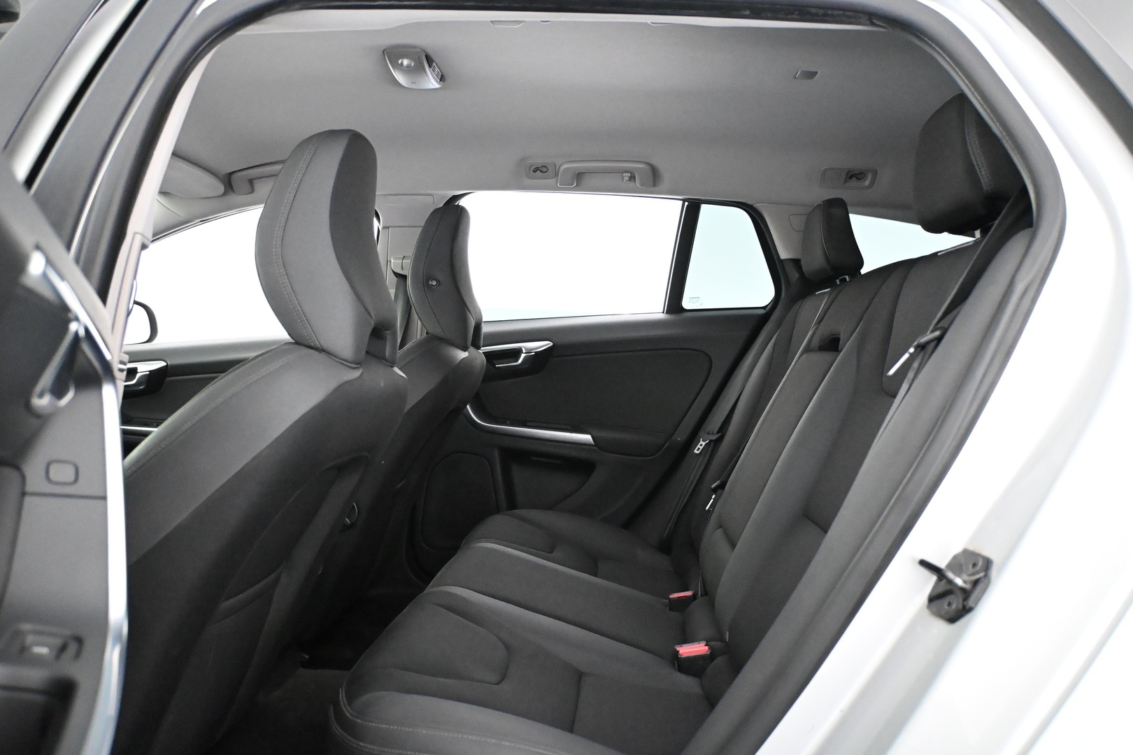 VOLVO V60 2011