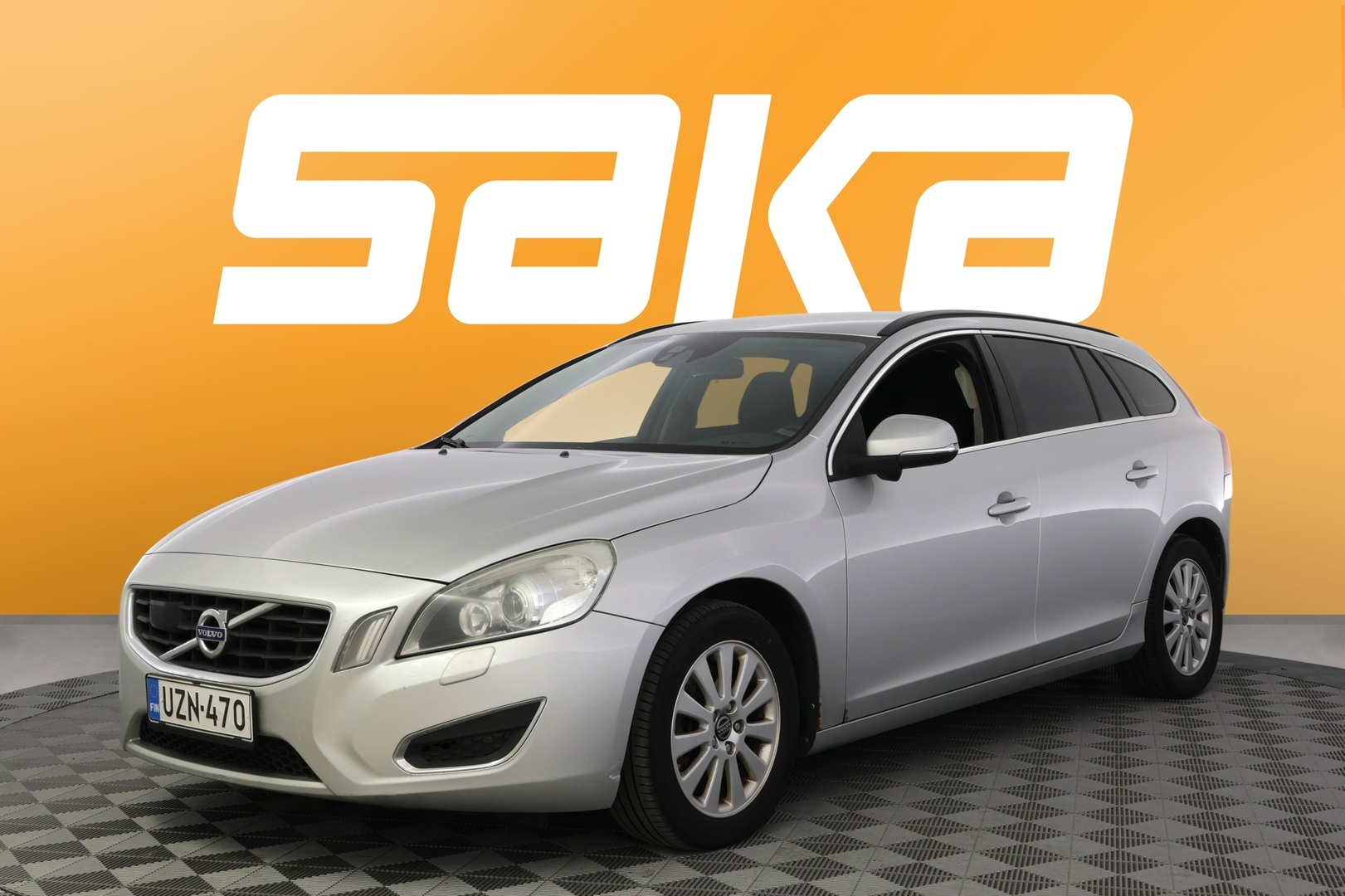 VOLVO V60 2011