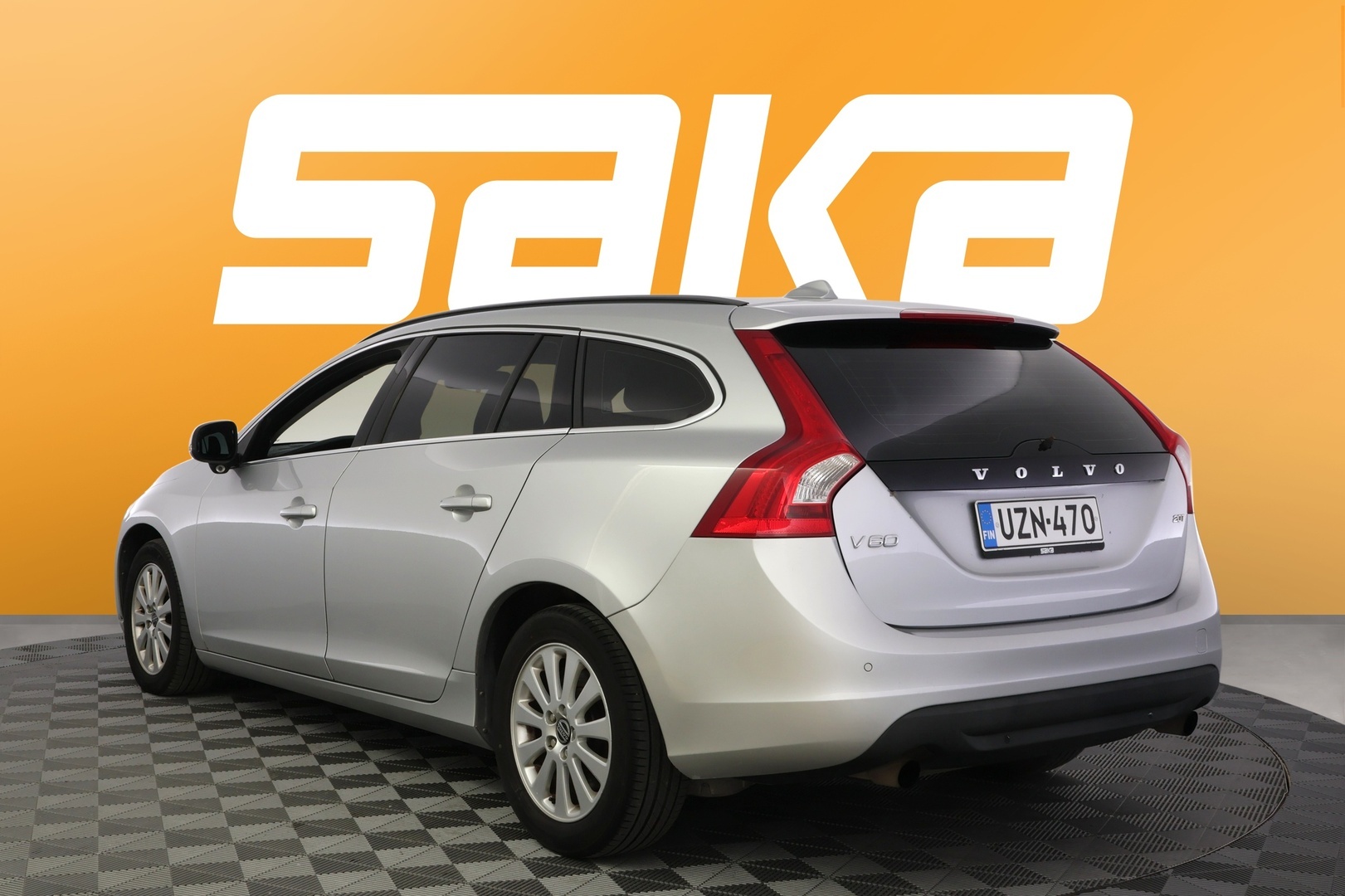 VOLVO V60 2011