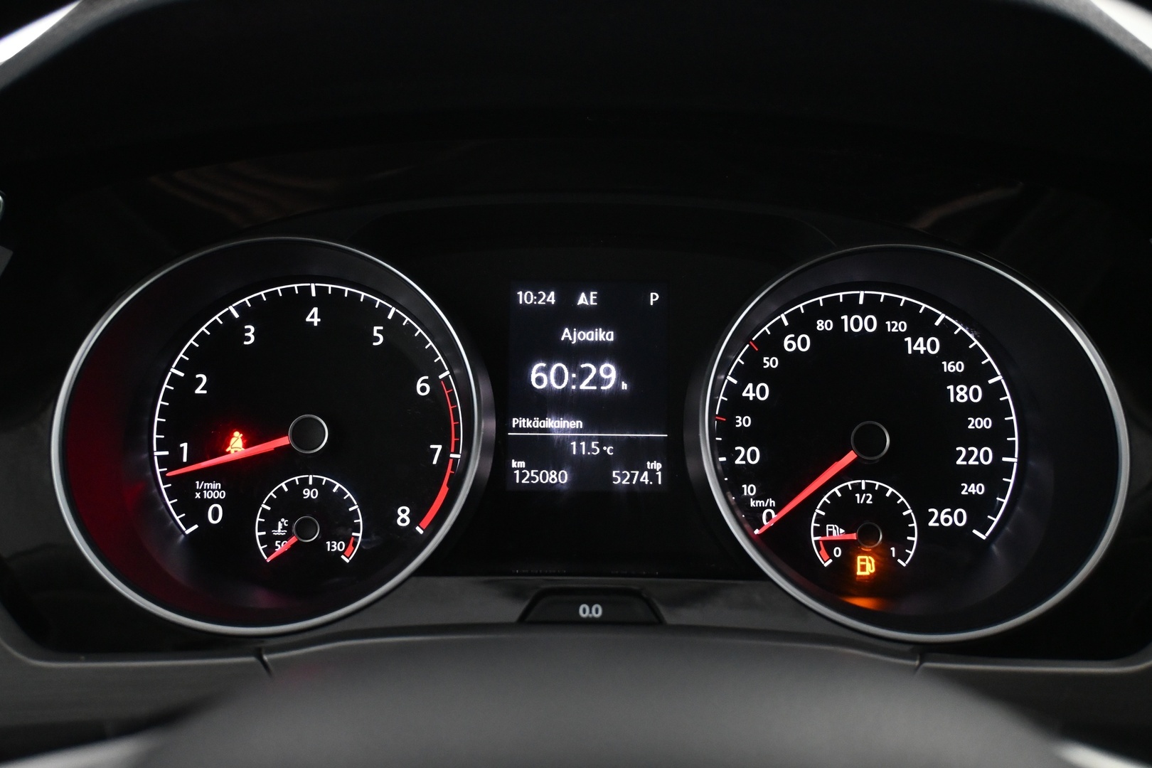 VOLKSWAGEN Touran 2017