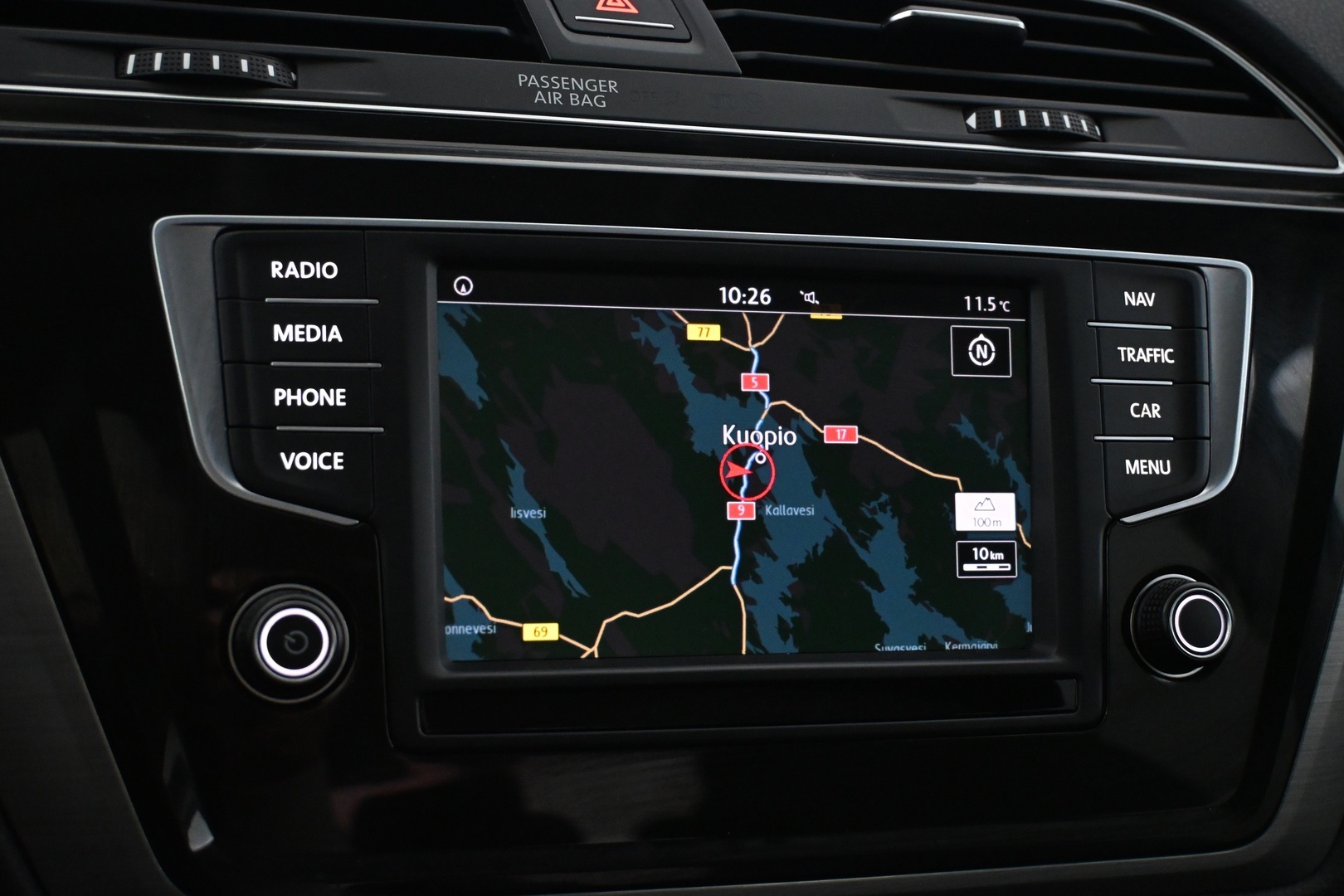 VOLKSWAGEN Touran 2017