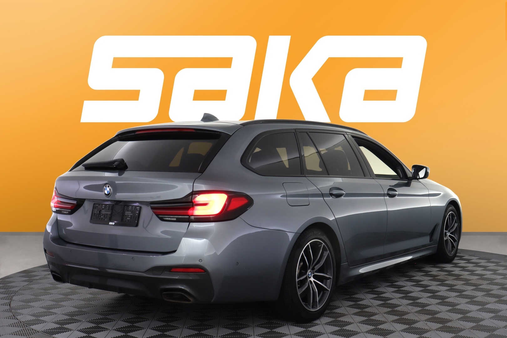BMW 530 2021