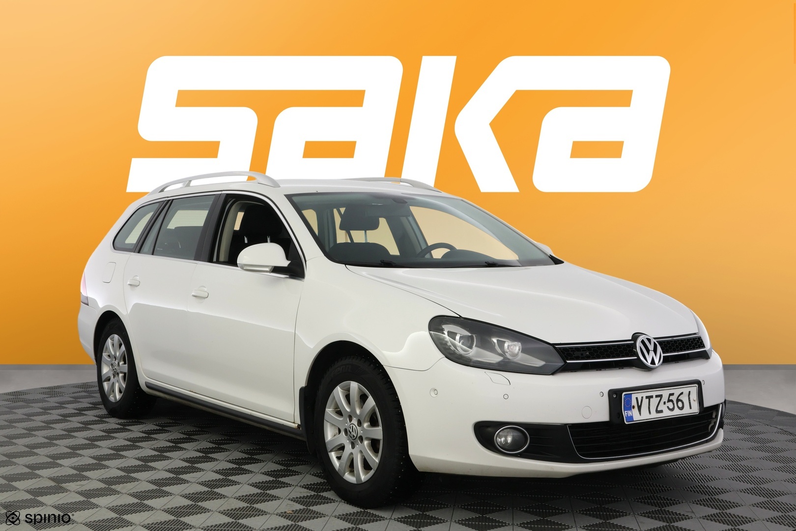 VOLKSWAGEN Golf 2012