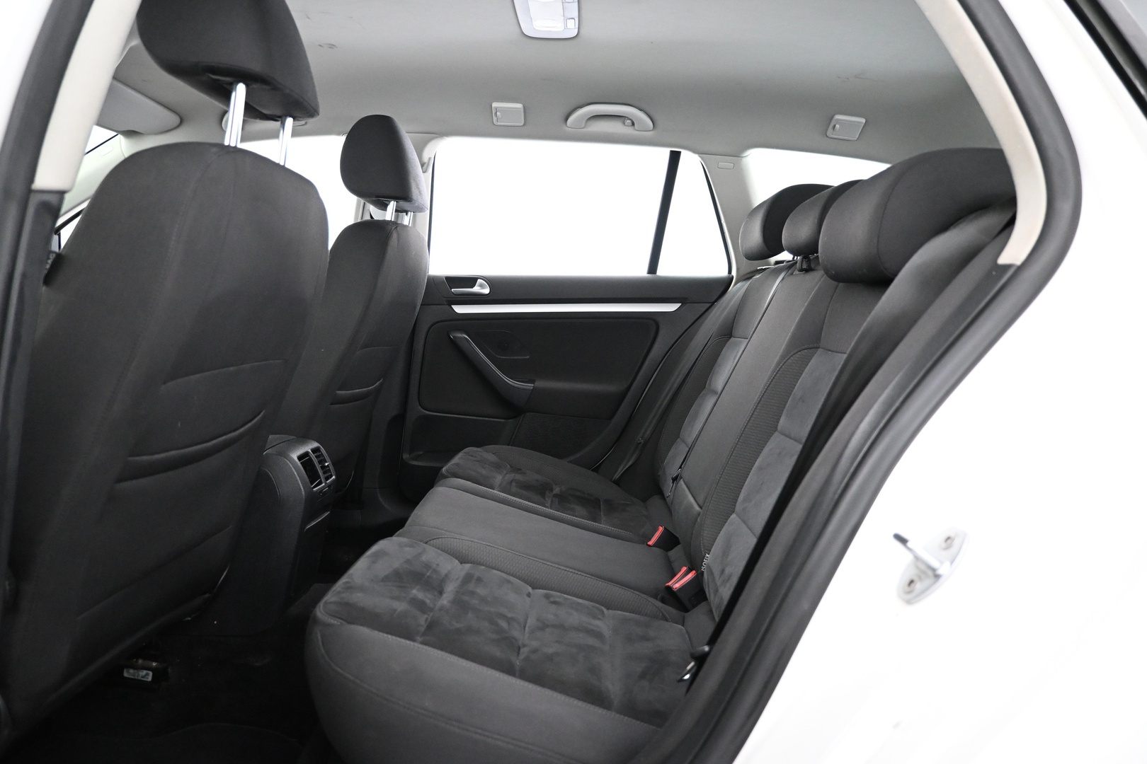 VOLKSWAGEN Golf 2012