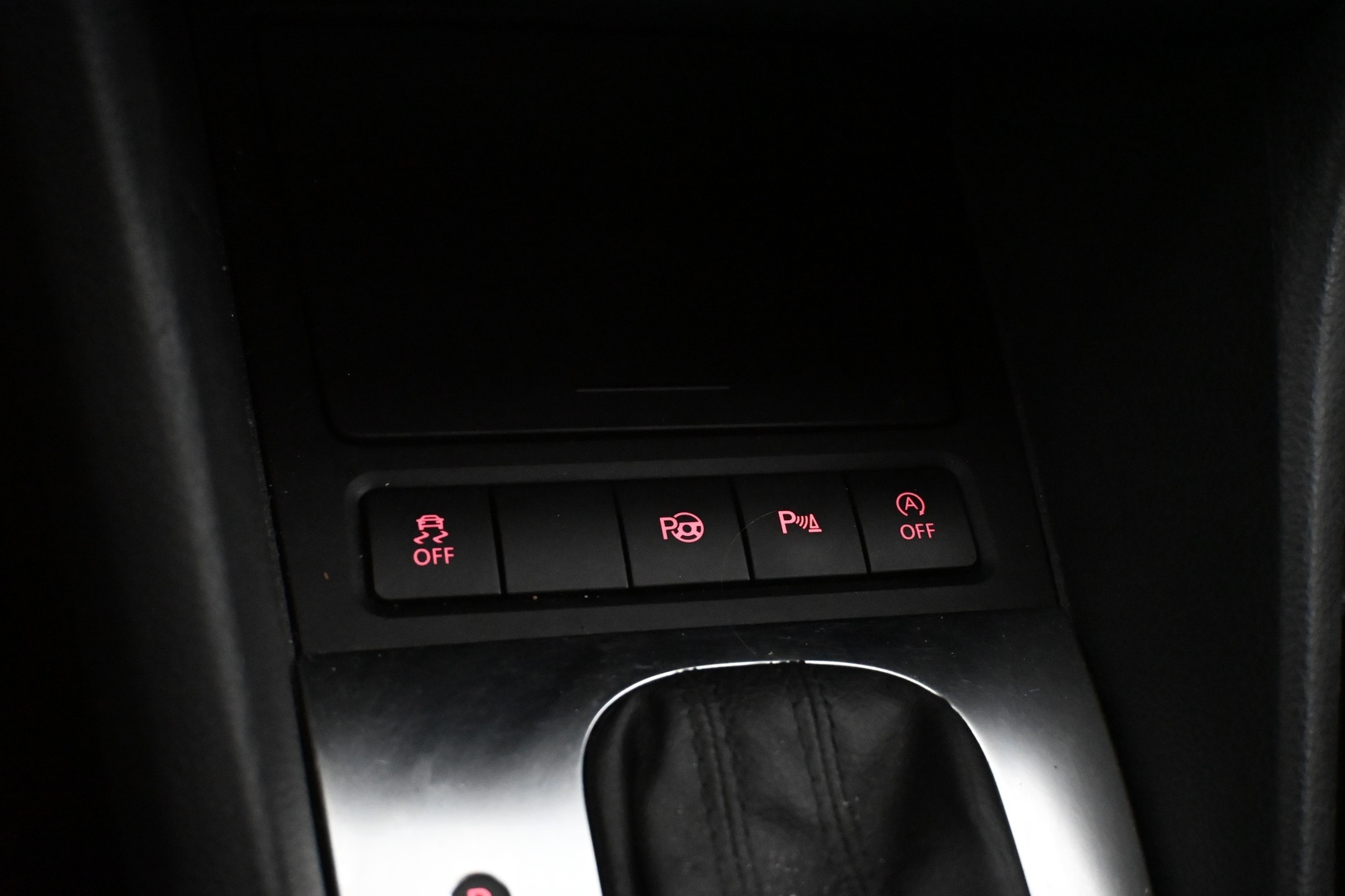 VOLKSWAGEN Golf 2012