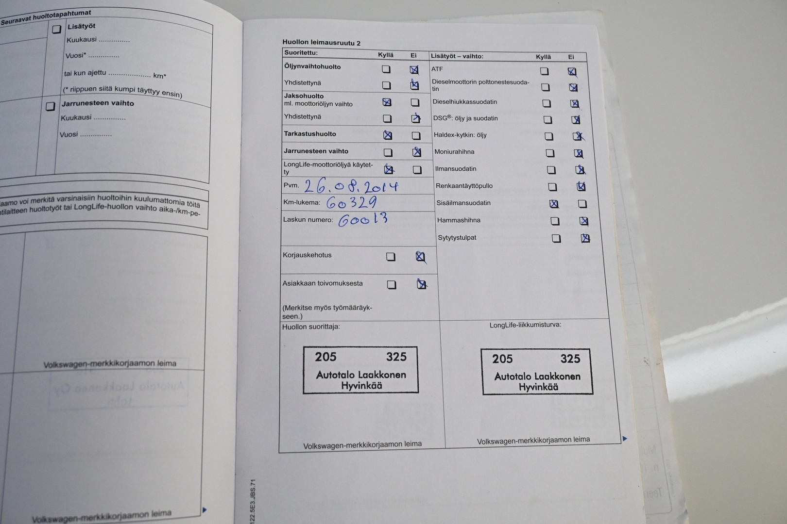 VOLKSWAGEN Golf 2012