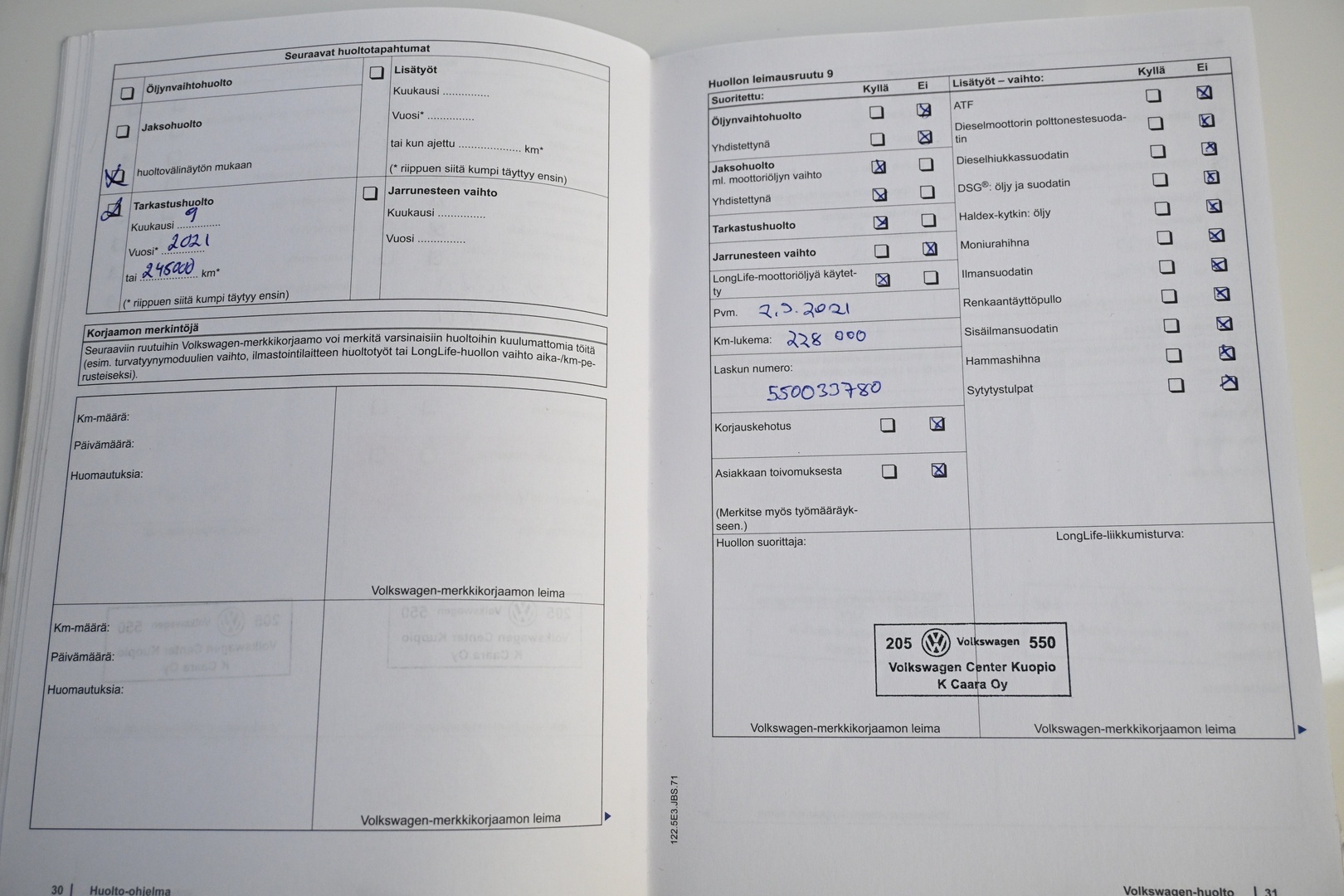 VOLKSWAGEN Golf 2012