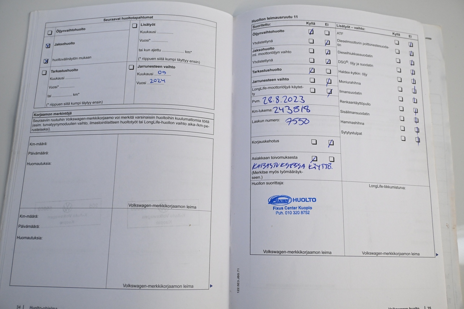 VOLKSWAGEN Golf 2012