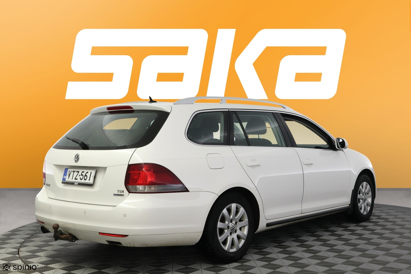 VOLKSWAGEN Golf 2012