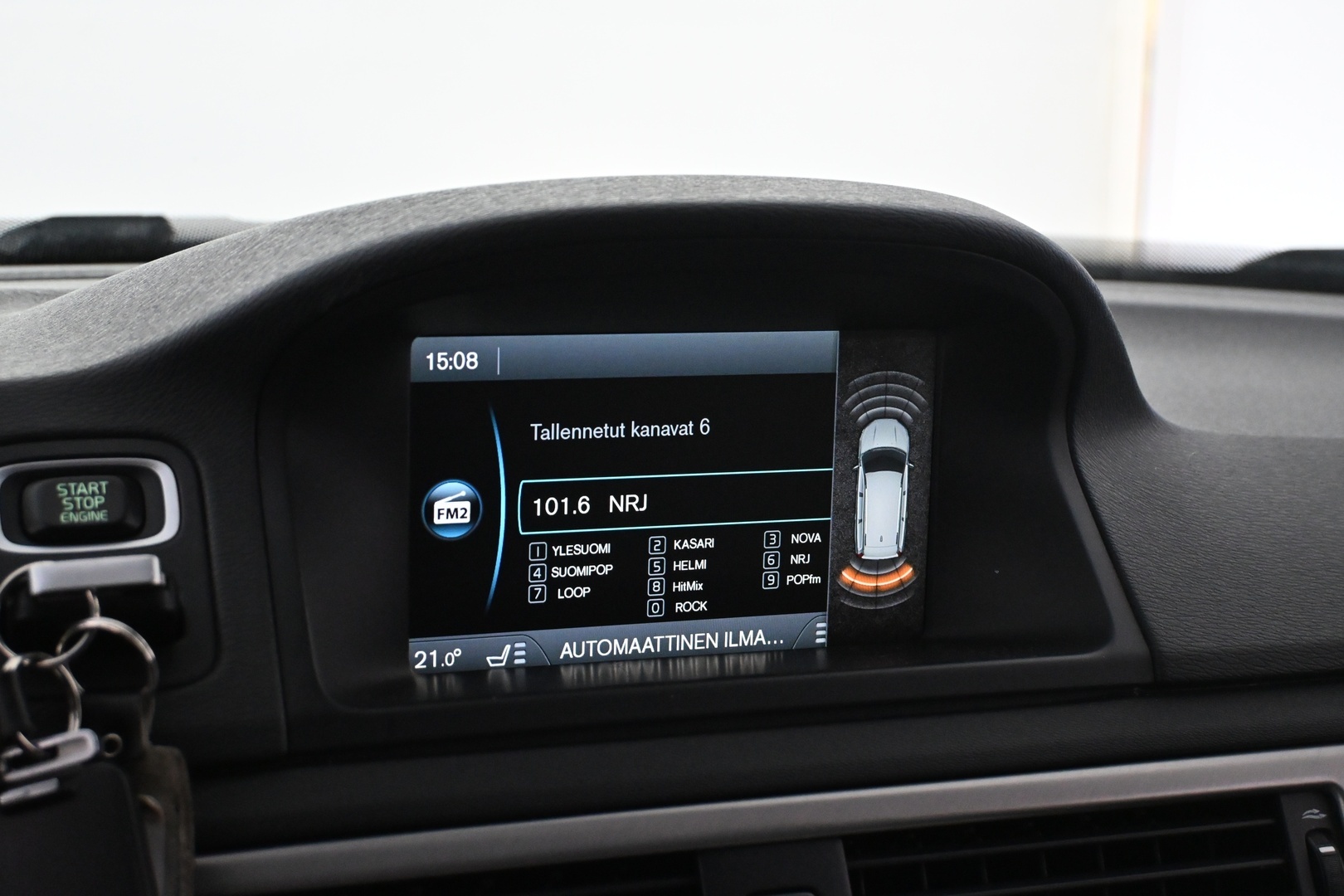 VOLVO V70 2012