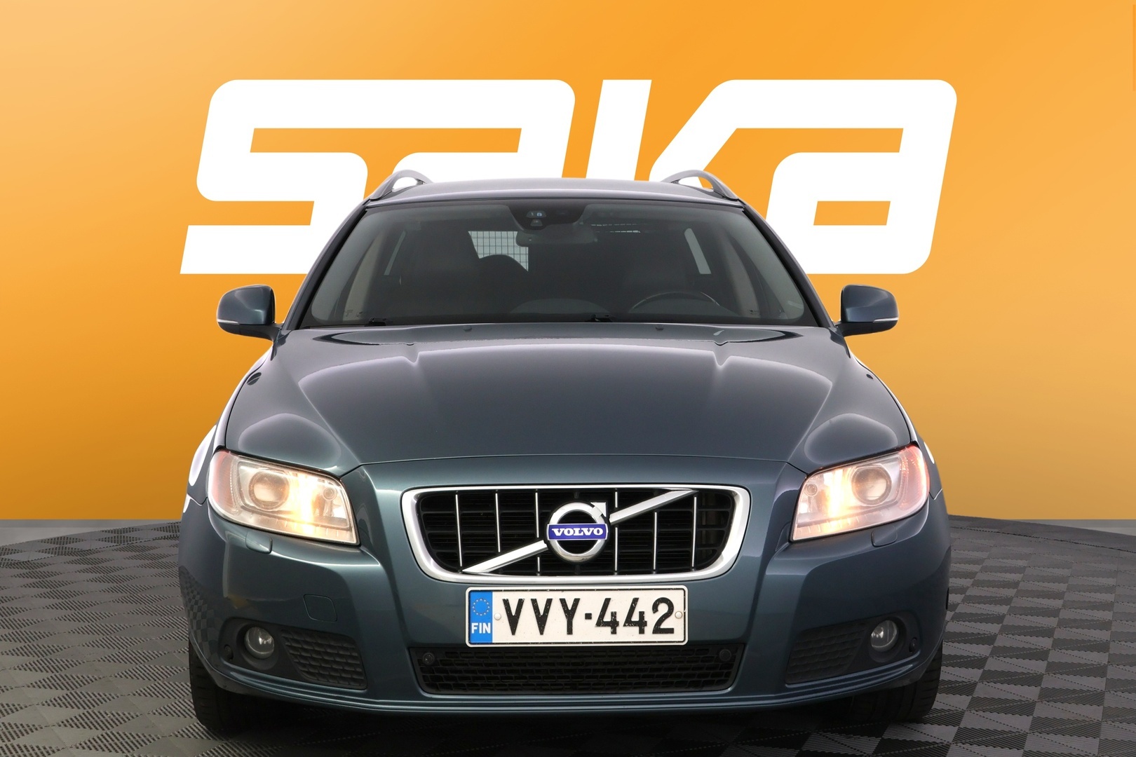 VOLVO V70 2012