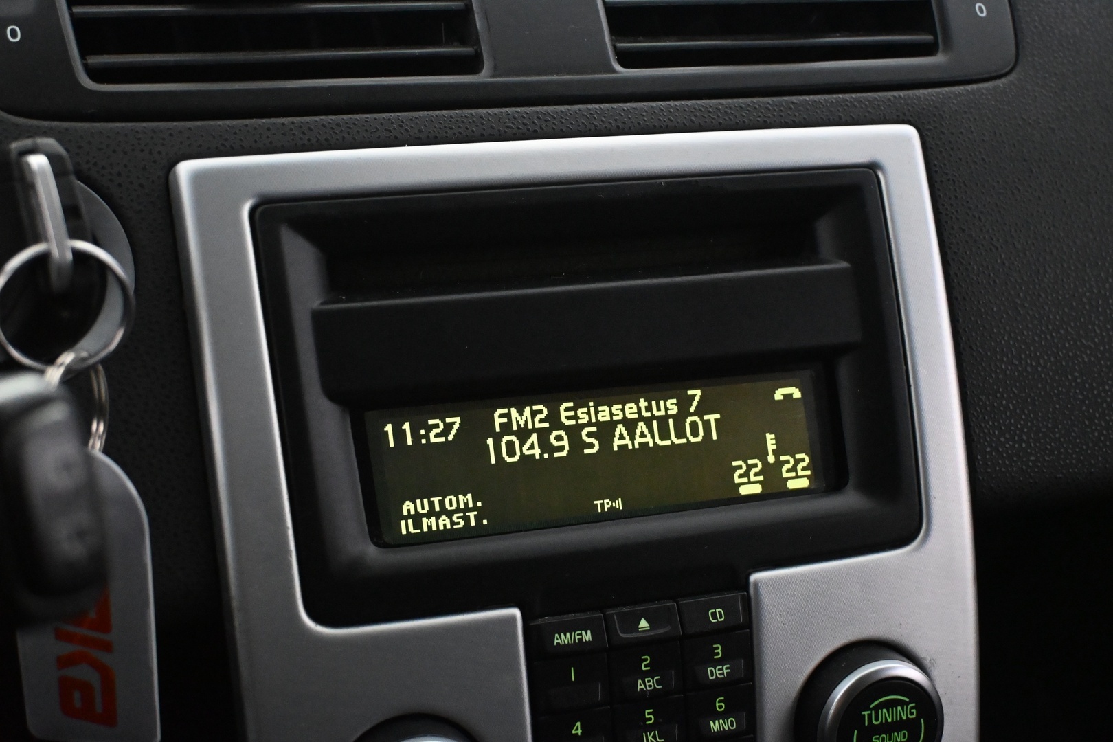 VOLVO V50 2012