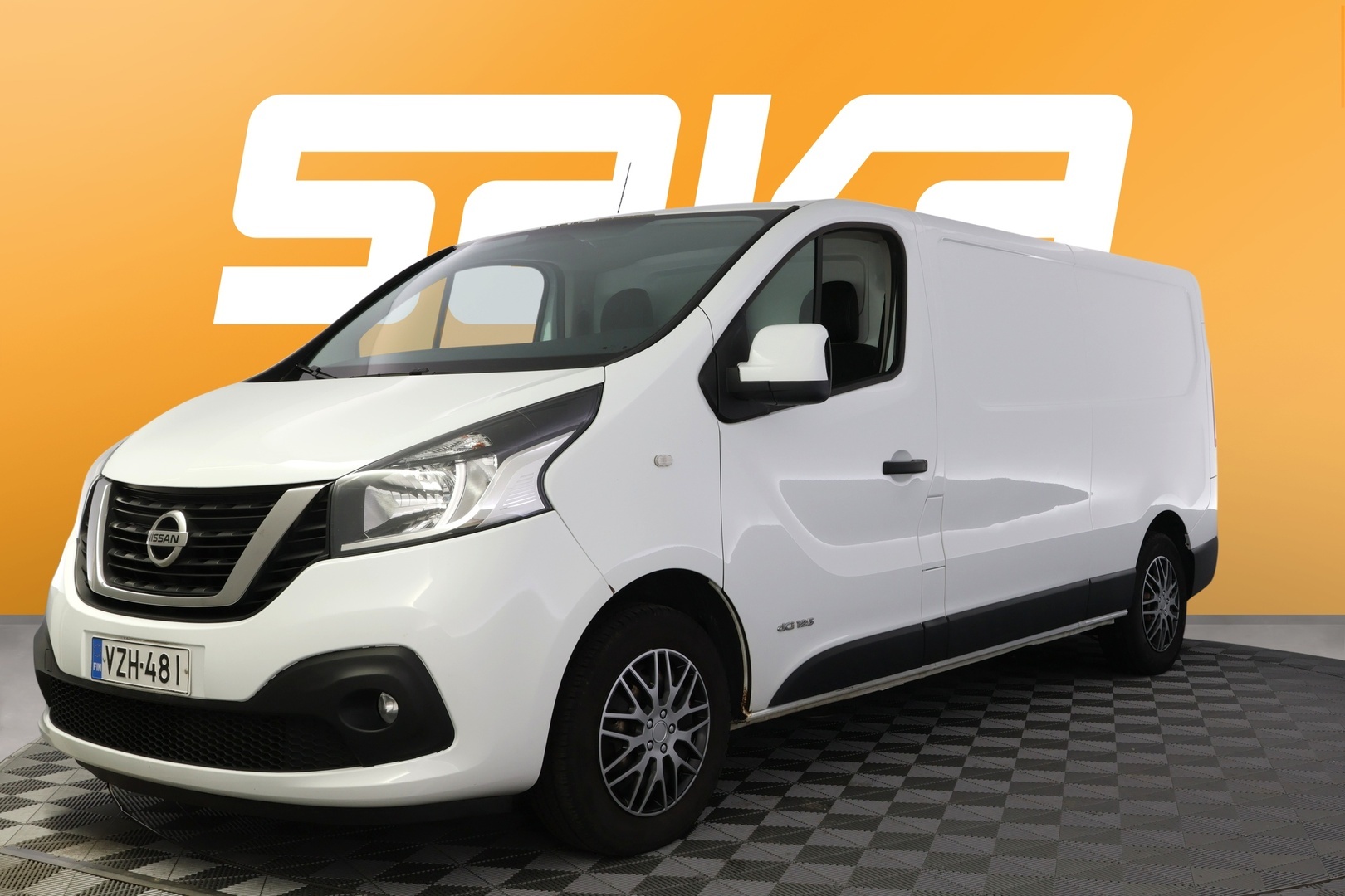 NISSAN NV300 2017