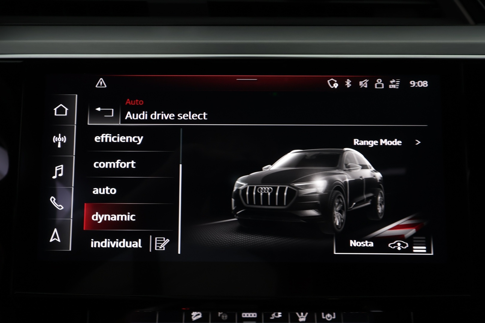AUDI e-tron 2023