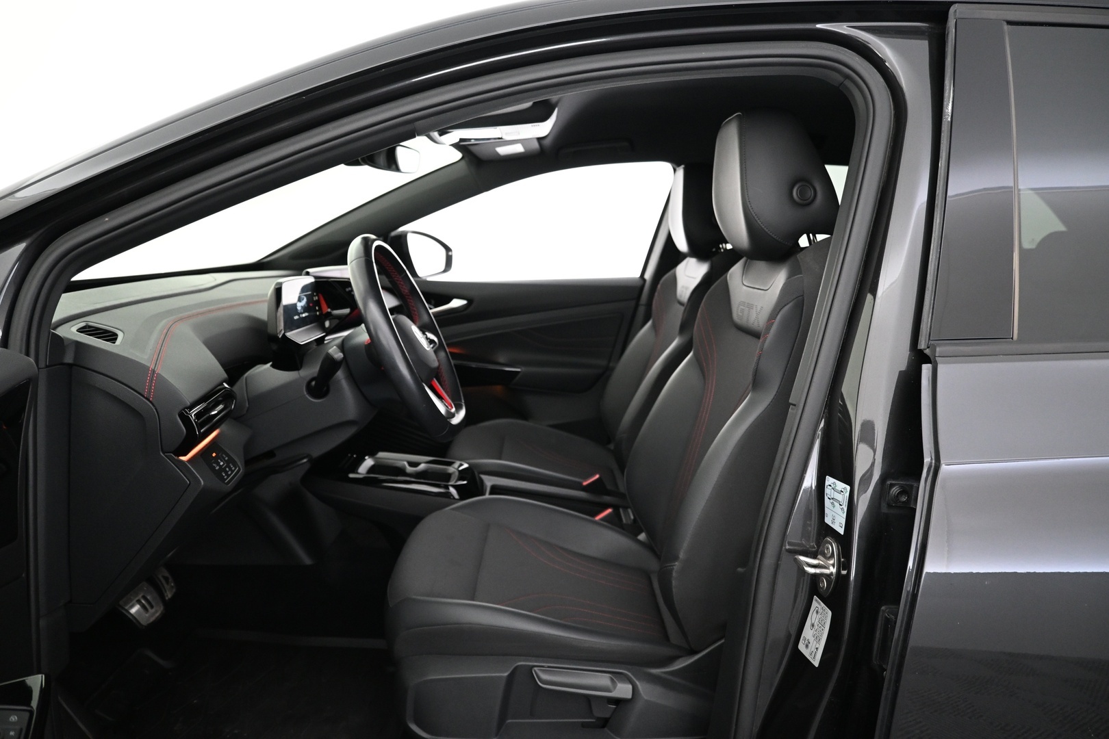 VOLKSWAGEN ID.4 2023