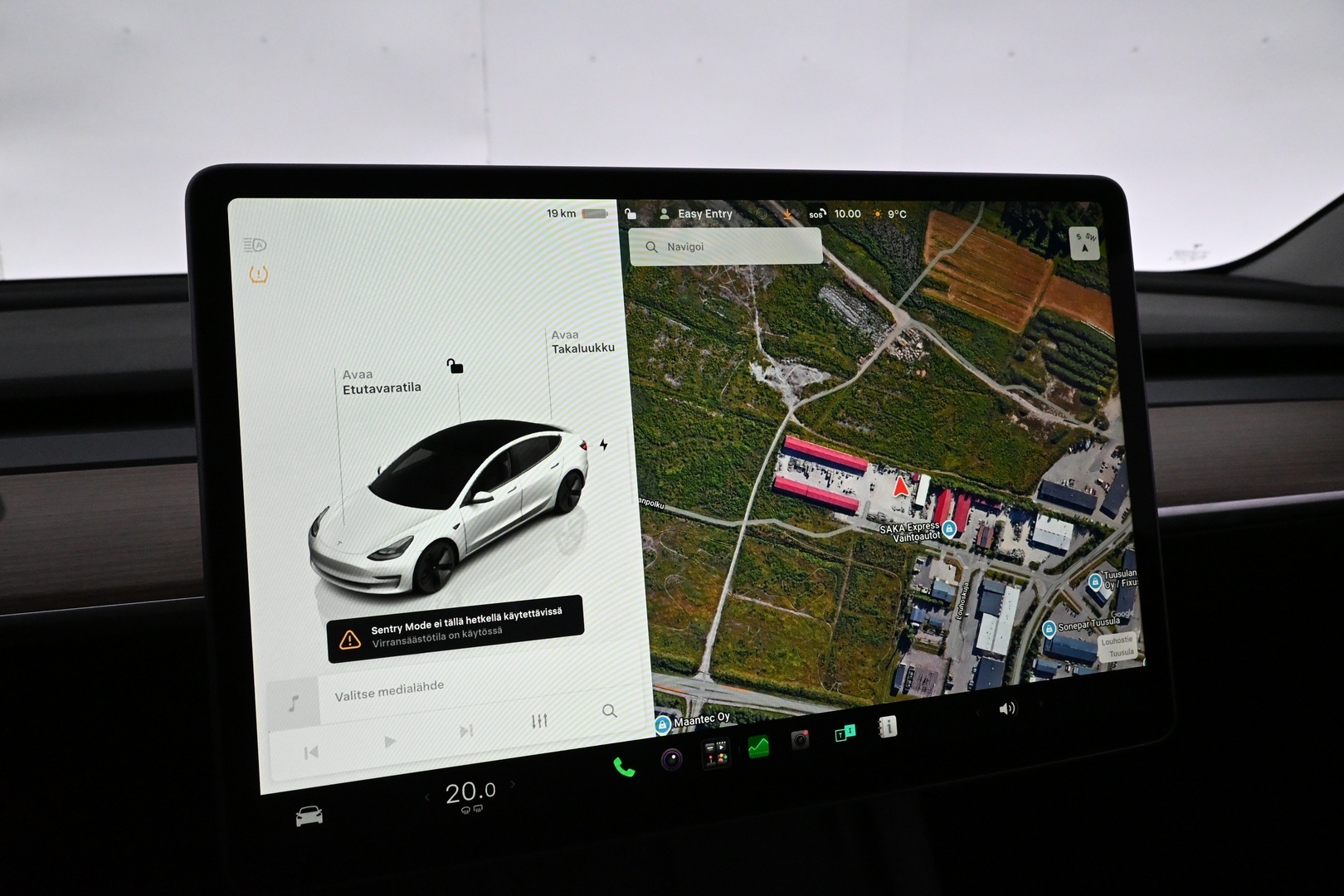 TESLA Model 3 2023