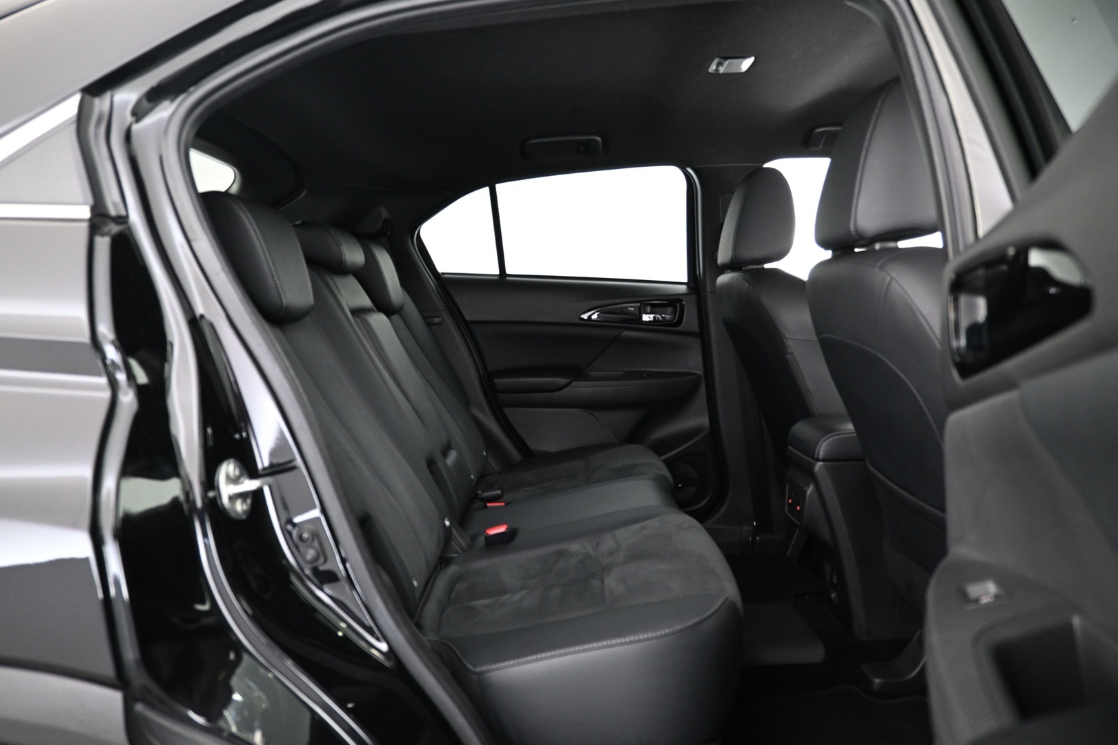 MITSUBISHI Eclipse Cross 2024