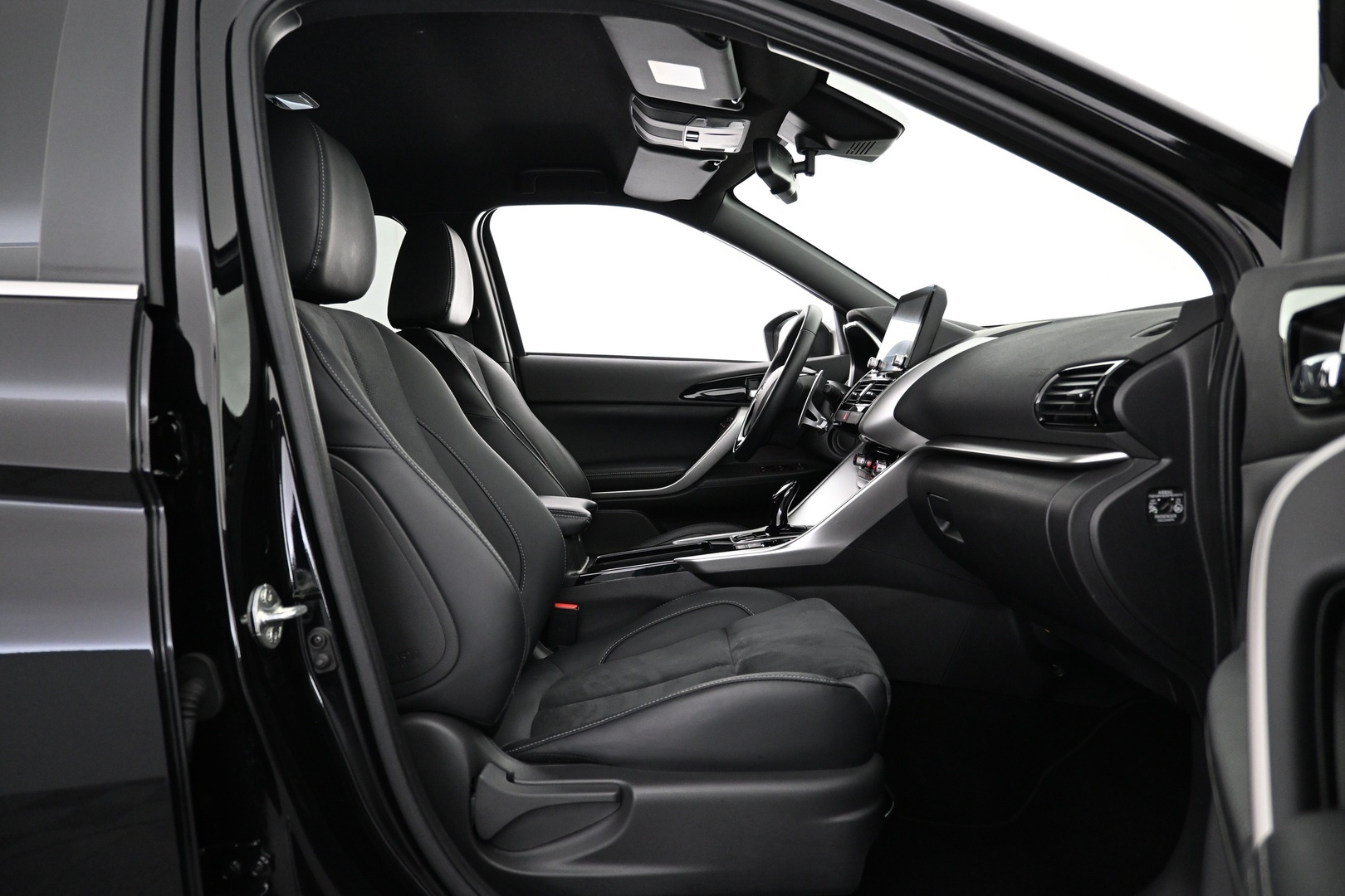 MITSUBISHI Eclipse Cross 2024