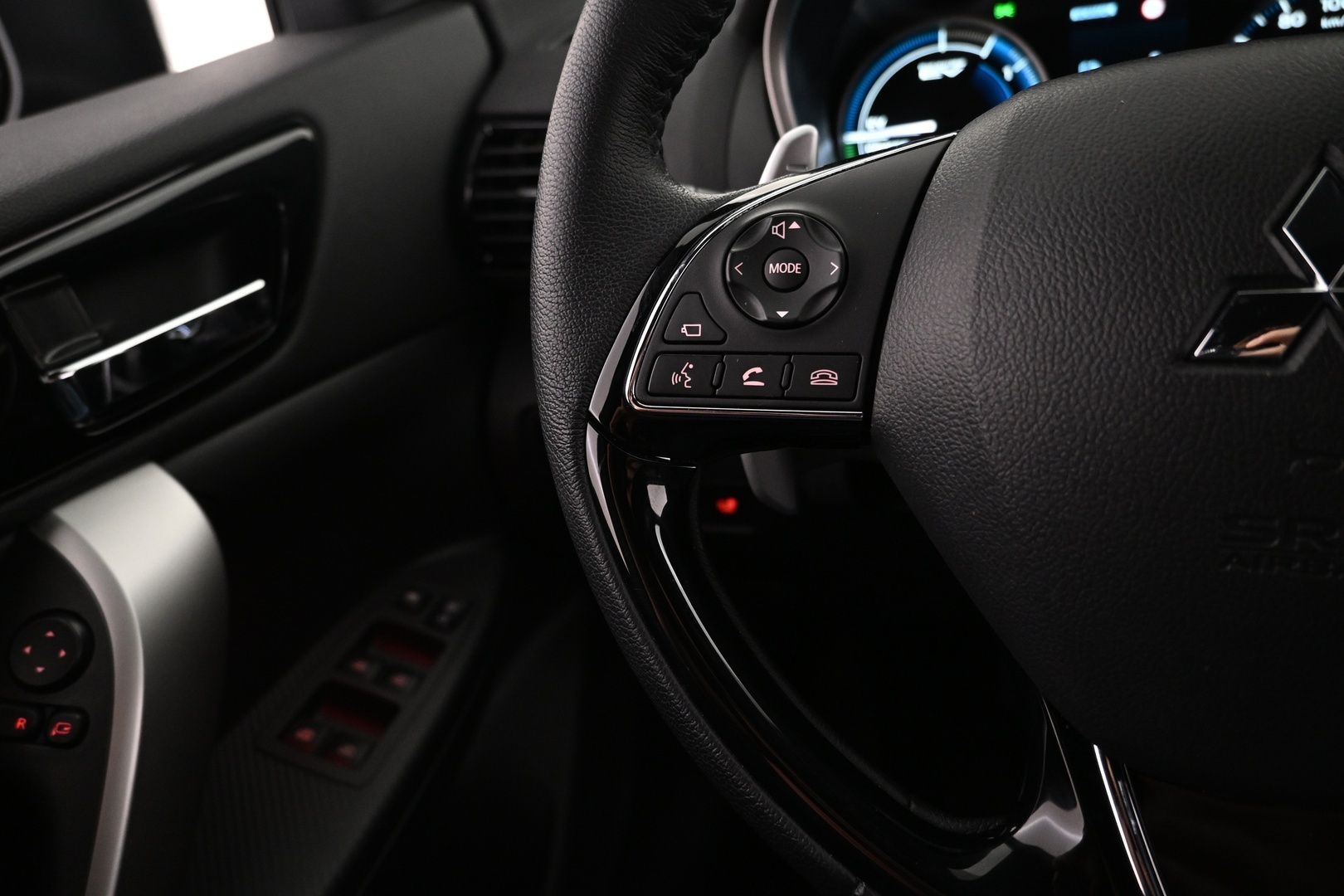 MITSUBISHI Eclipse Cross 2024