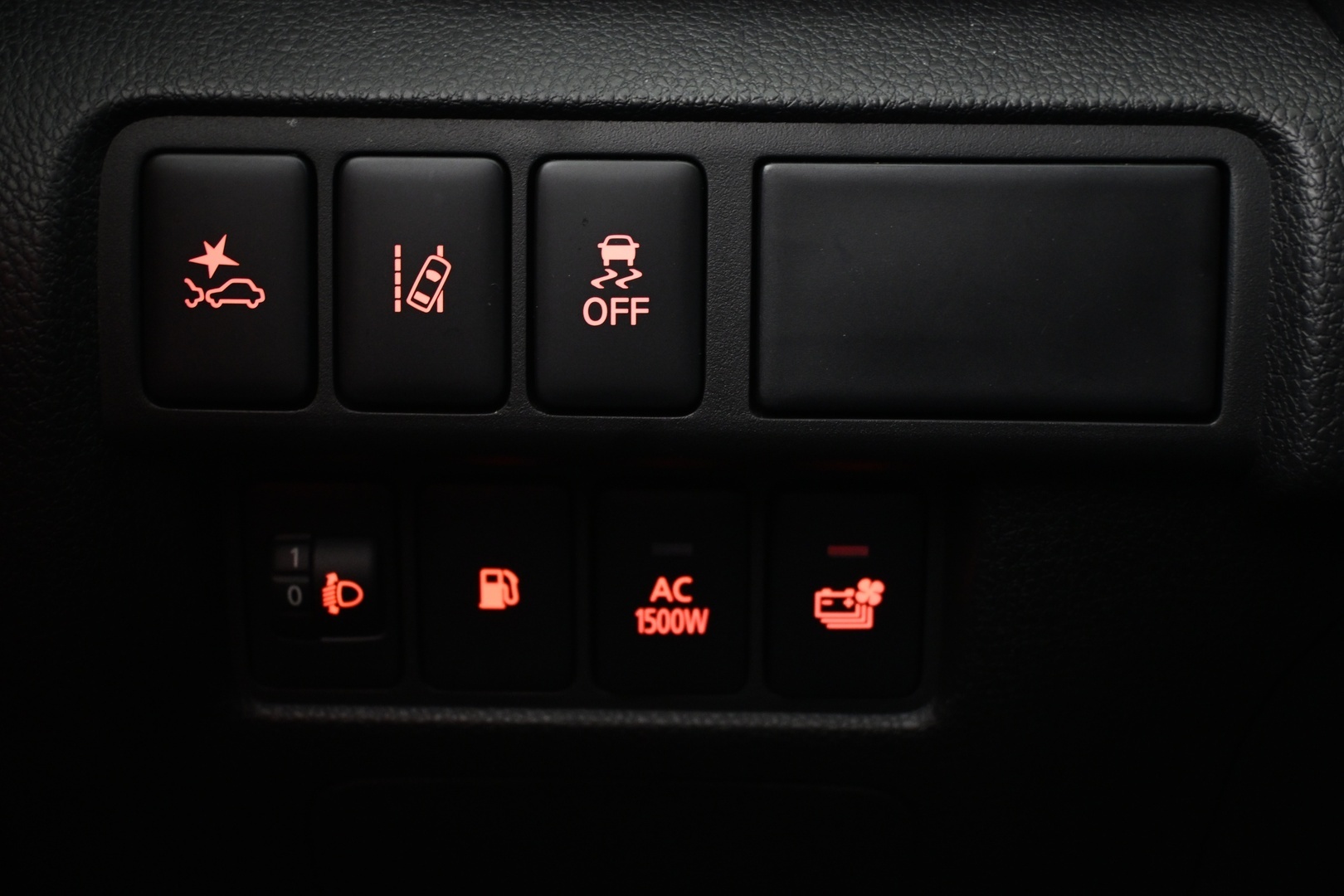 MITSUBISHI Eclipse Cross 2024