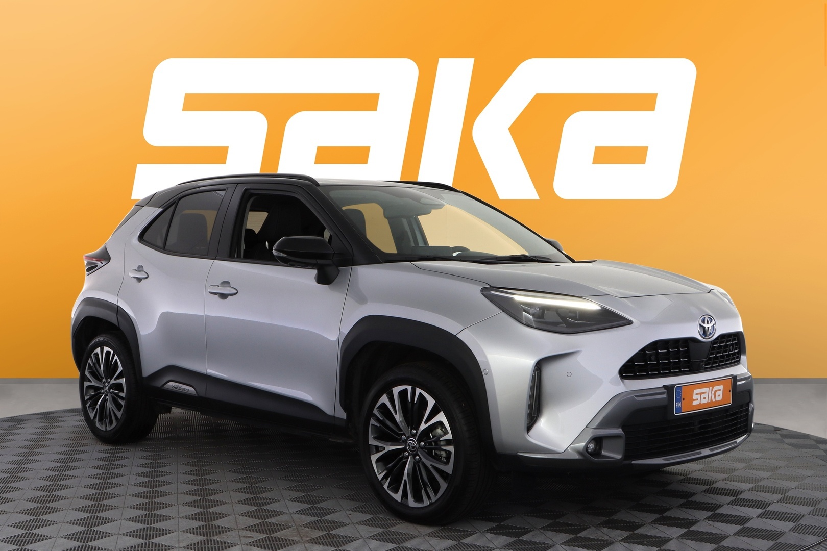 TOYOTA Yaris Cross 2024