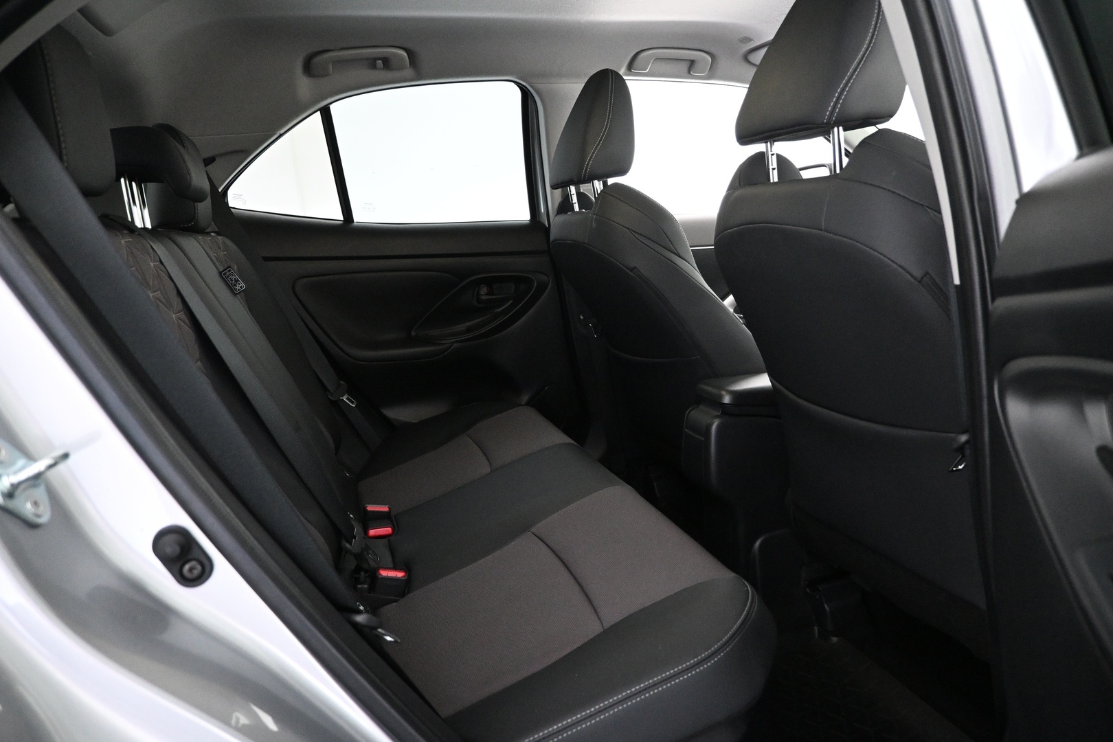 TOYOTA Yaris Cross 2024