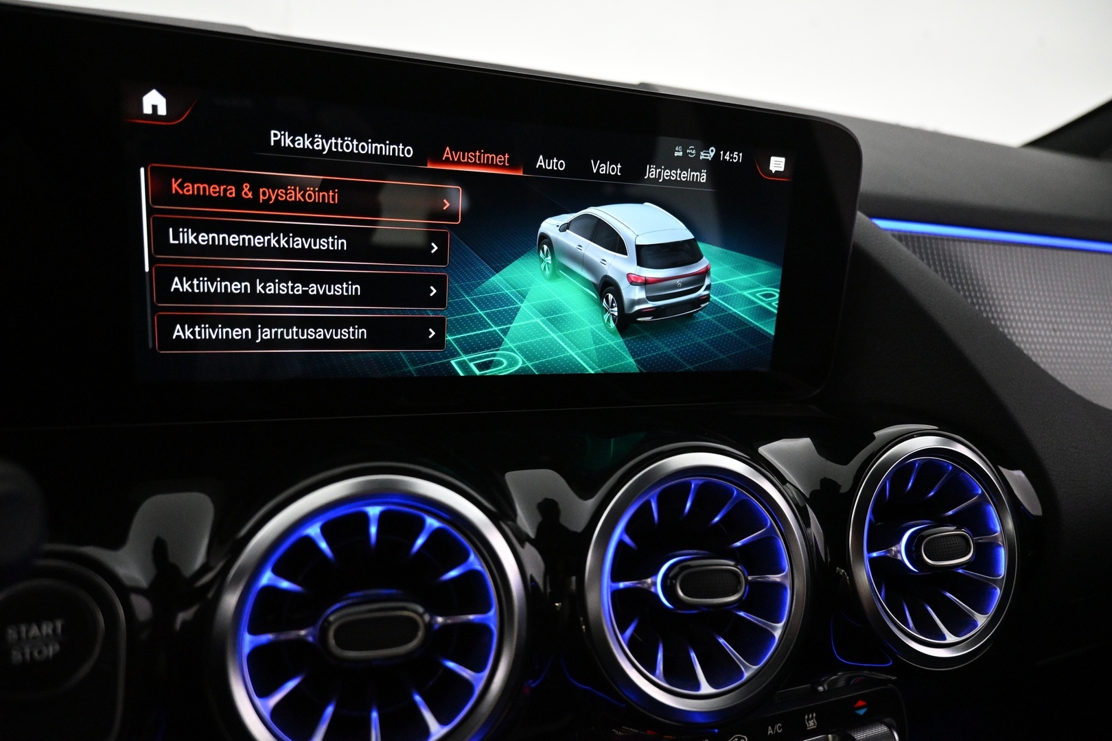 MERCEDES-BENZ EQA 2021