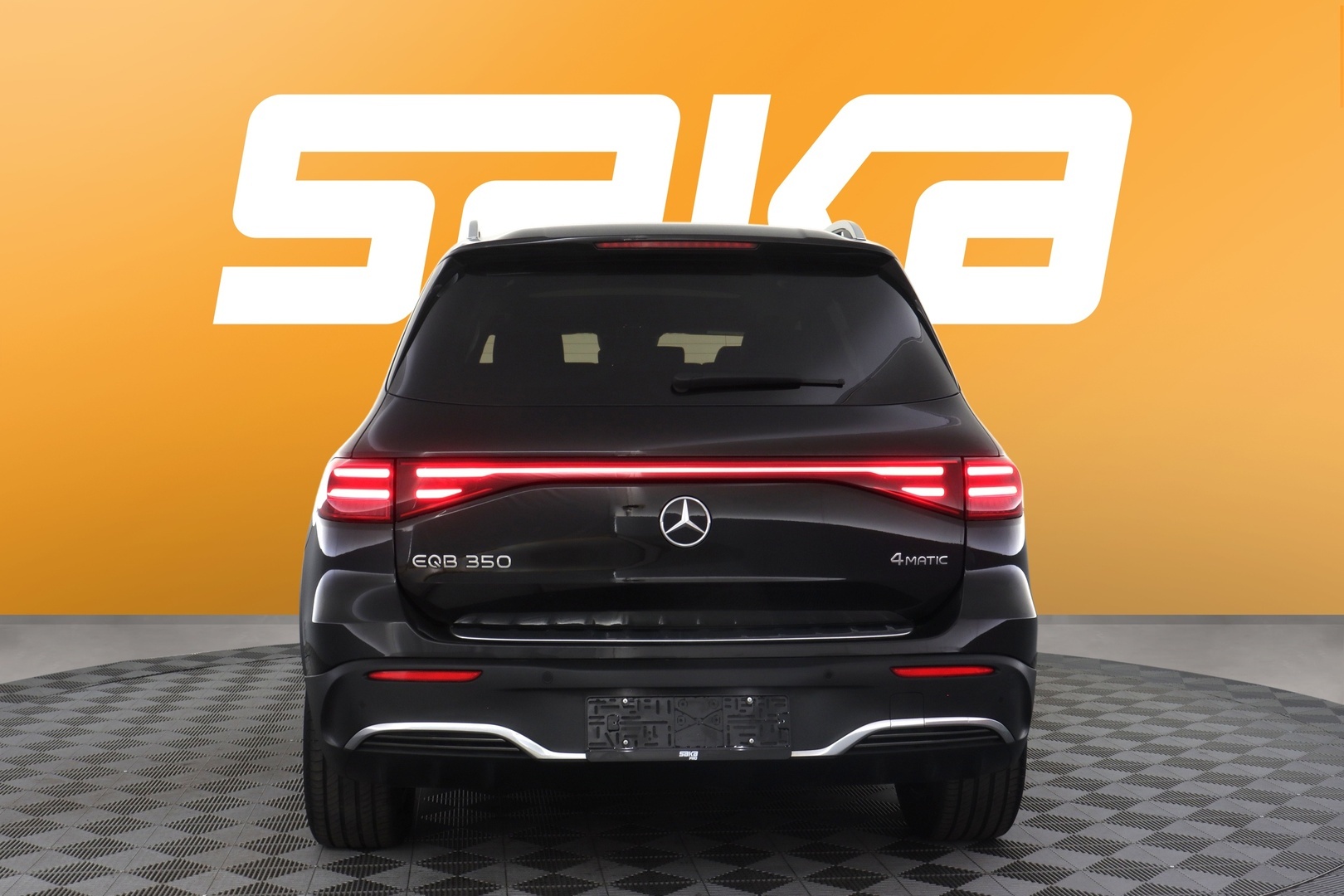 MERCEDES-BENZ EQB 2025