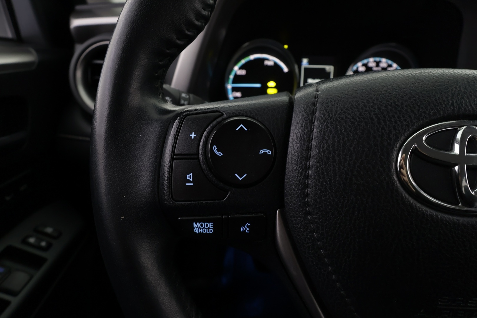 TOYOTA RAV4 2017