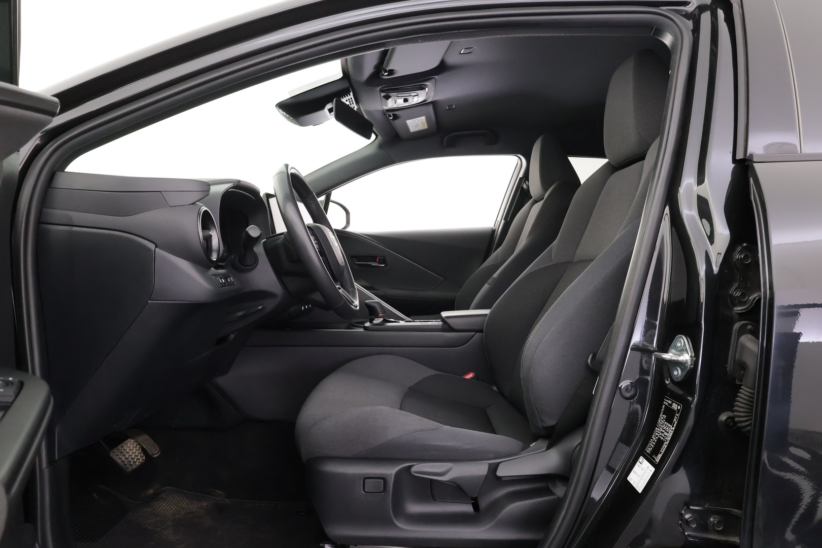 TOYOTA C-HR 2024